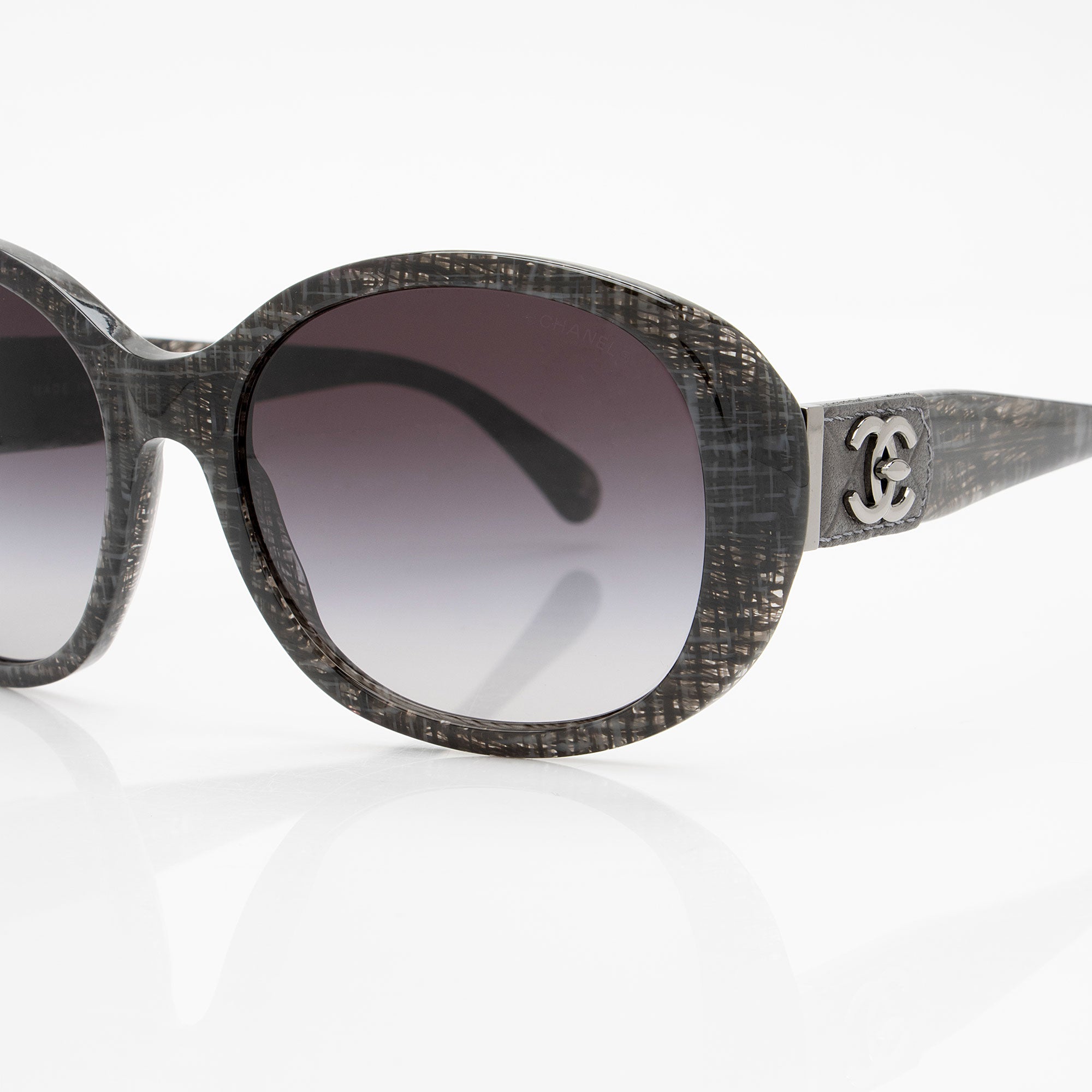 Chanel Tweed CC Turnlock Sunglasses (SHF-564TYi)