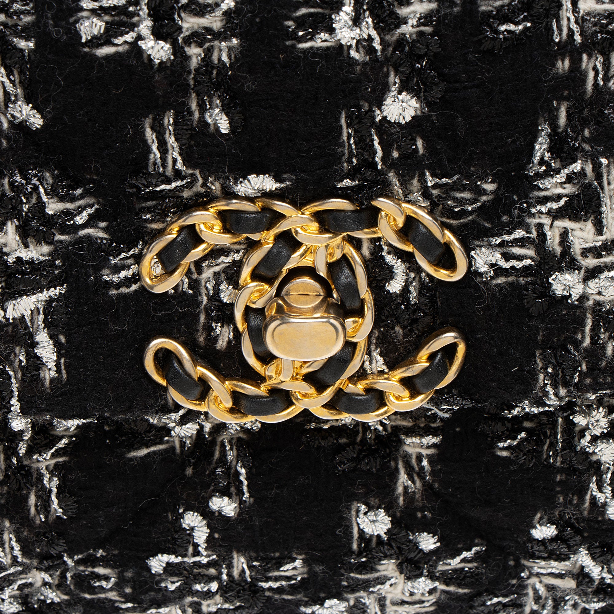 Chanel Tweed Houndstooth 19 Large Flap Shoulder Bag