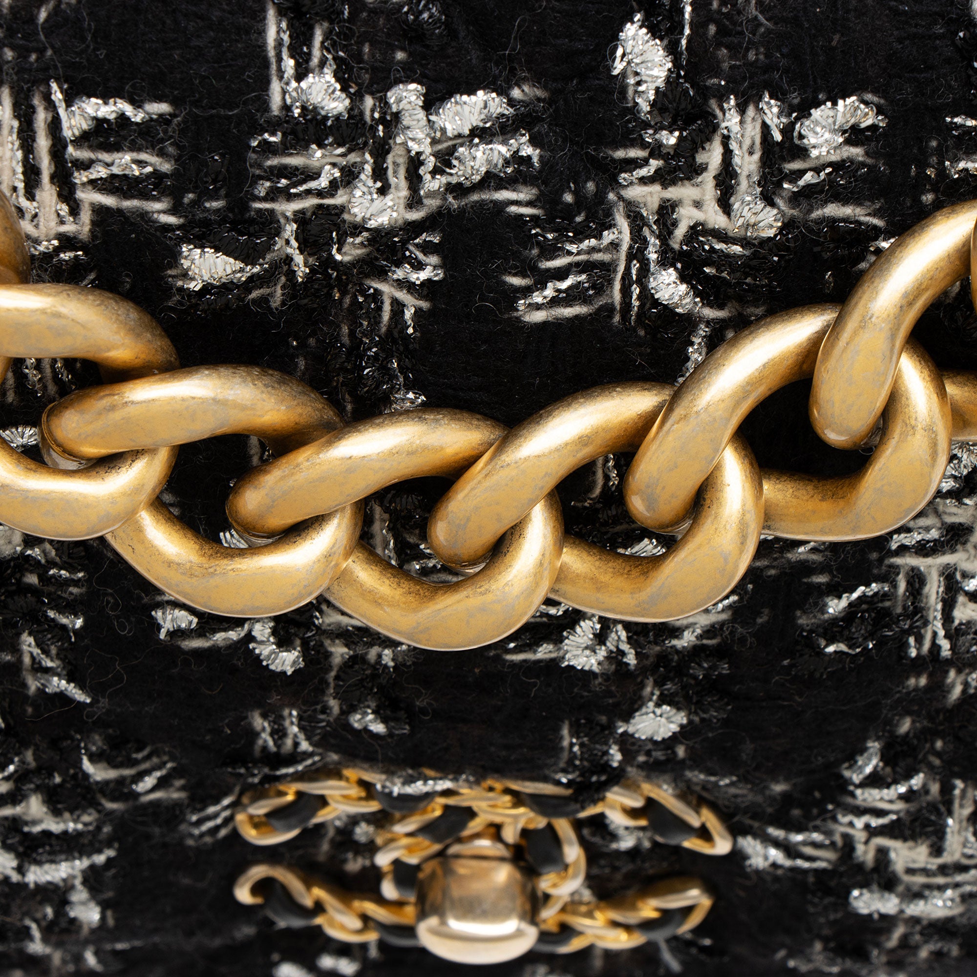 Chanel Tweed Houndstooth 19 Large Flap Shoulder Bag