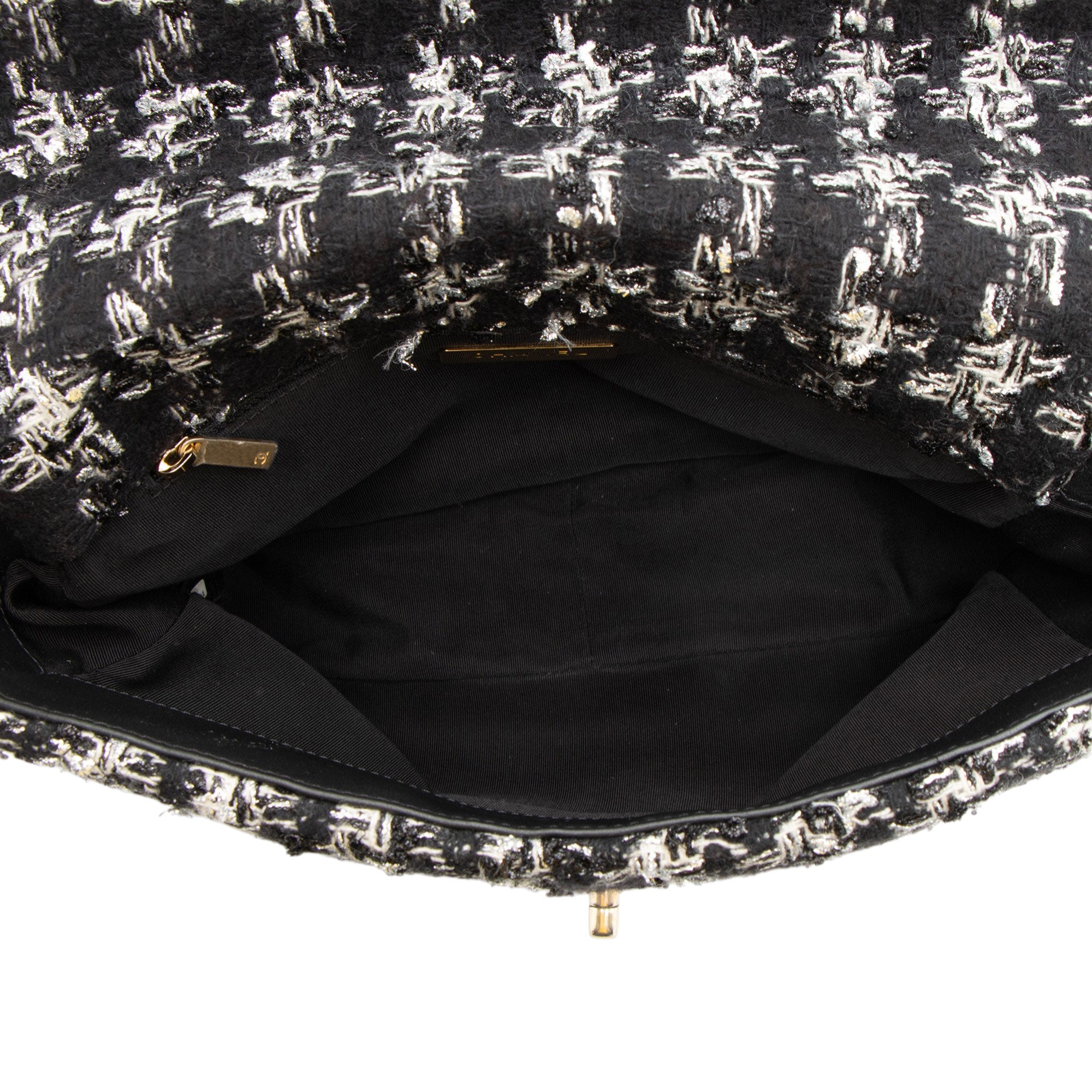 Chanel Tweed Houndstooth 19 Large Flap Shoulder Bag