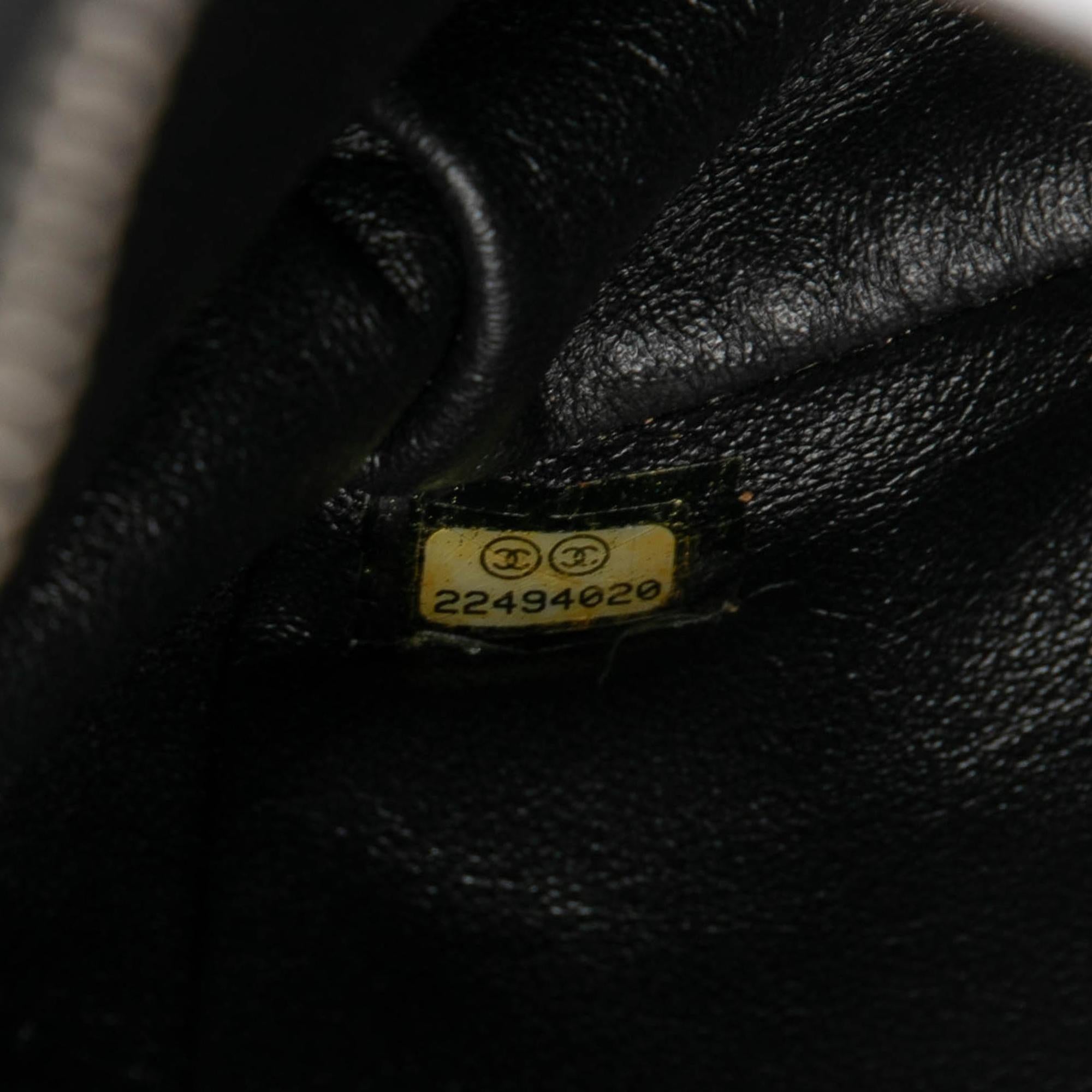 Chanel Tweed and Resin Zipped Chain Shopping Bag