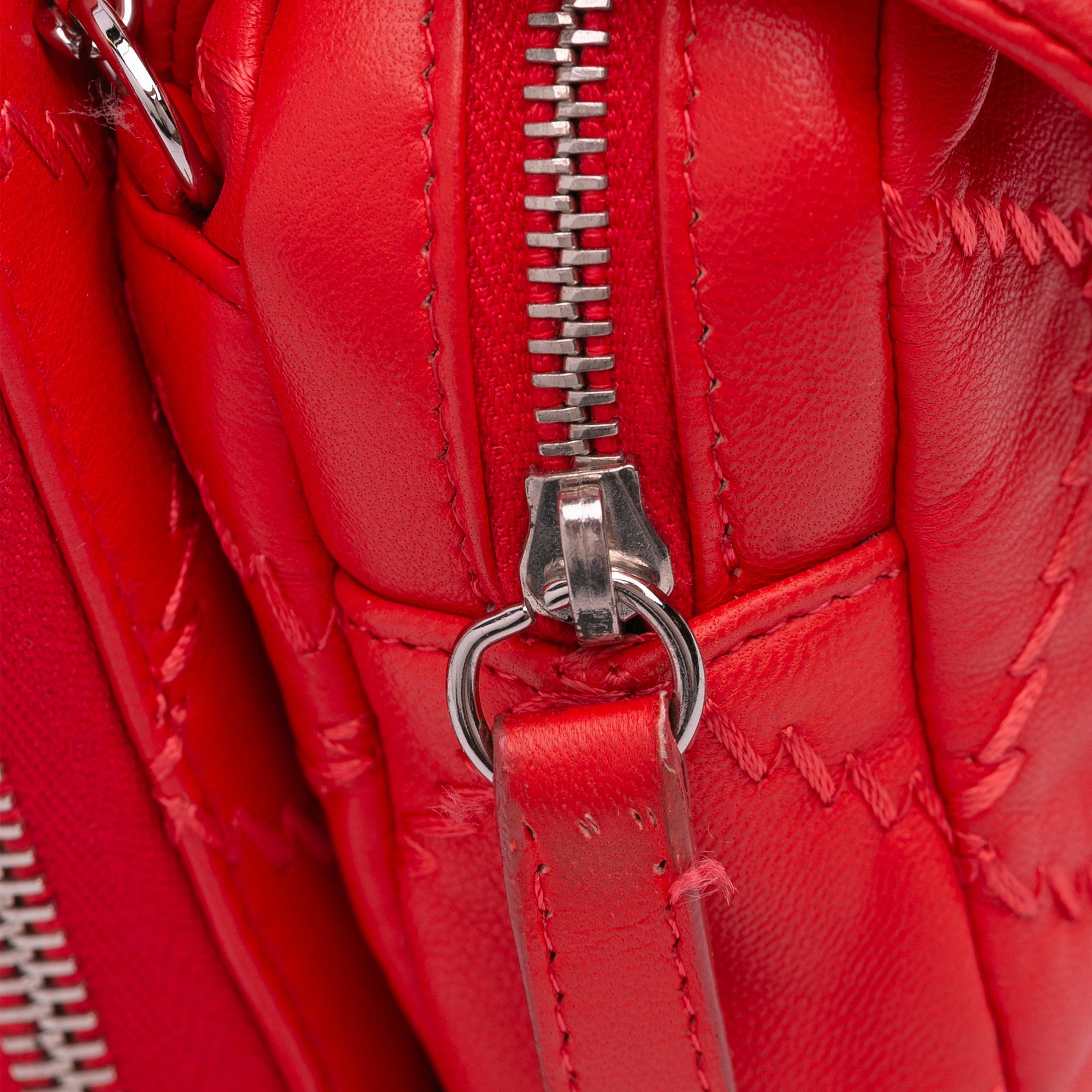 Chanel Ultimate Stitch Mini Flap Wallet On Chain (SHG-IuFKYz)