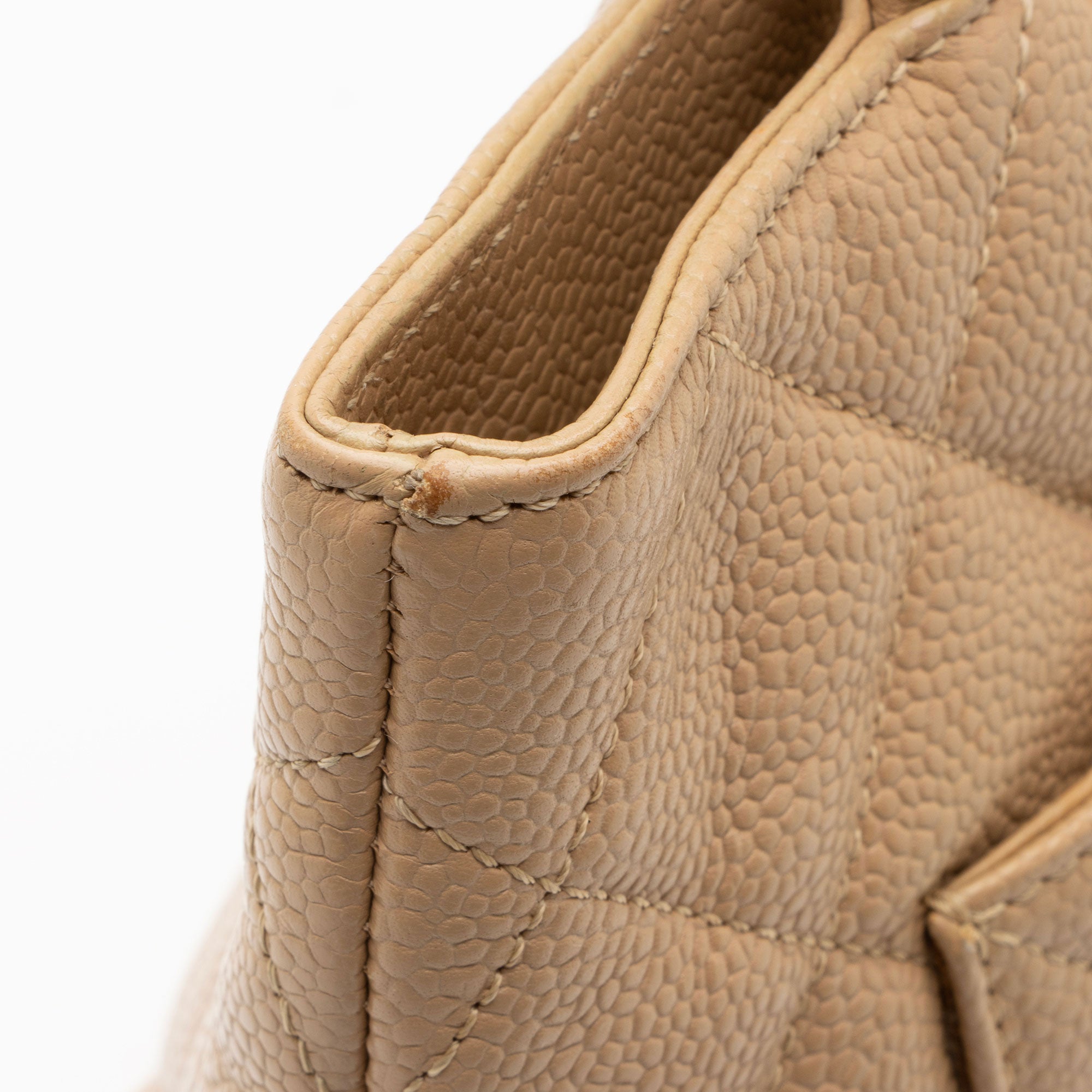 Chanel Vintage Caviar Leather Medallion Tote (SHF-T2hPlQ)