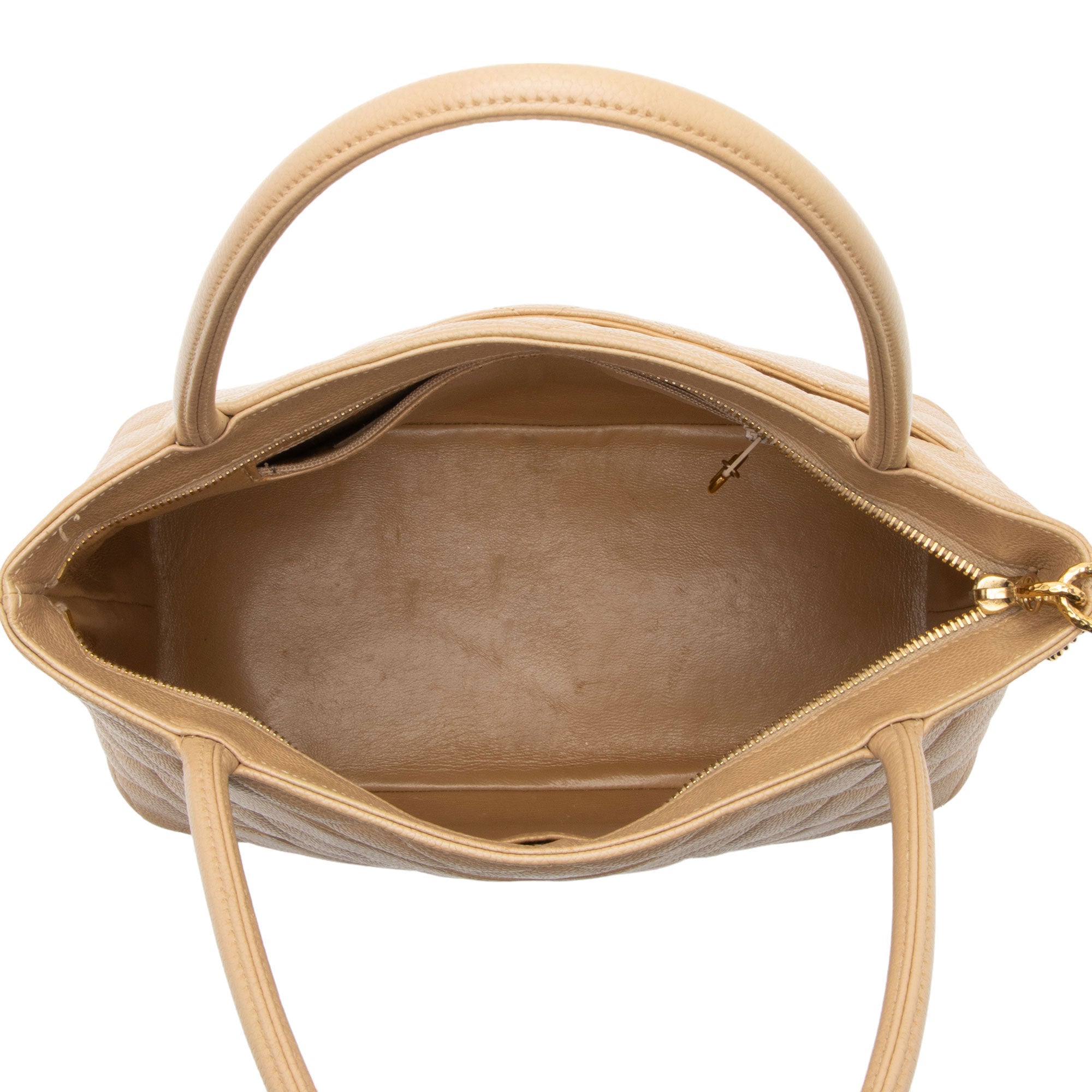 Chanel Vintage Caviar Leather Medallion Tote (SHF-T2hPlQ)