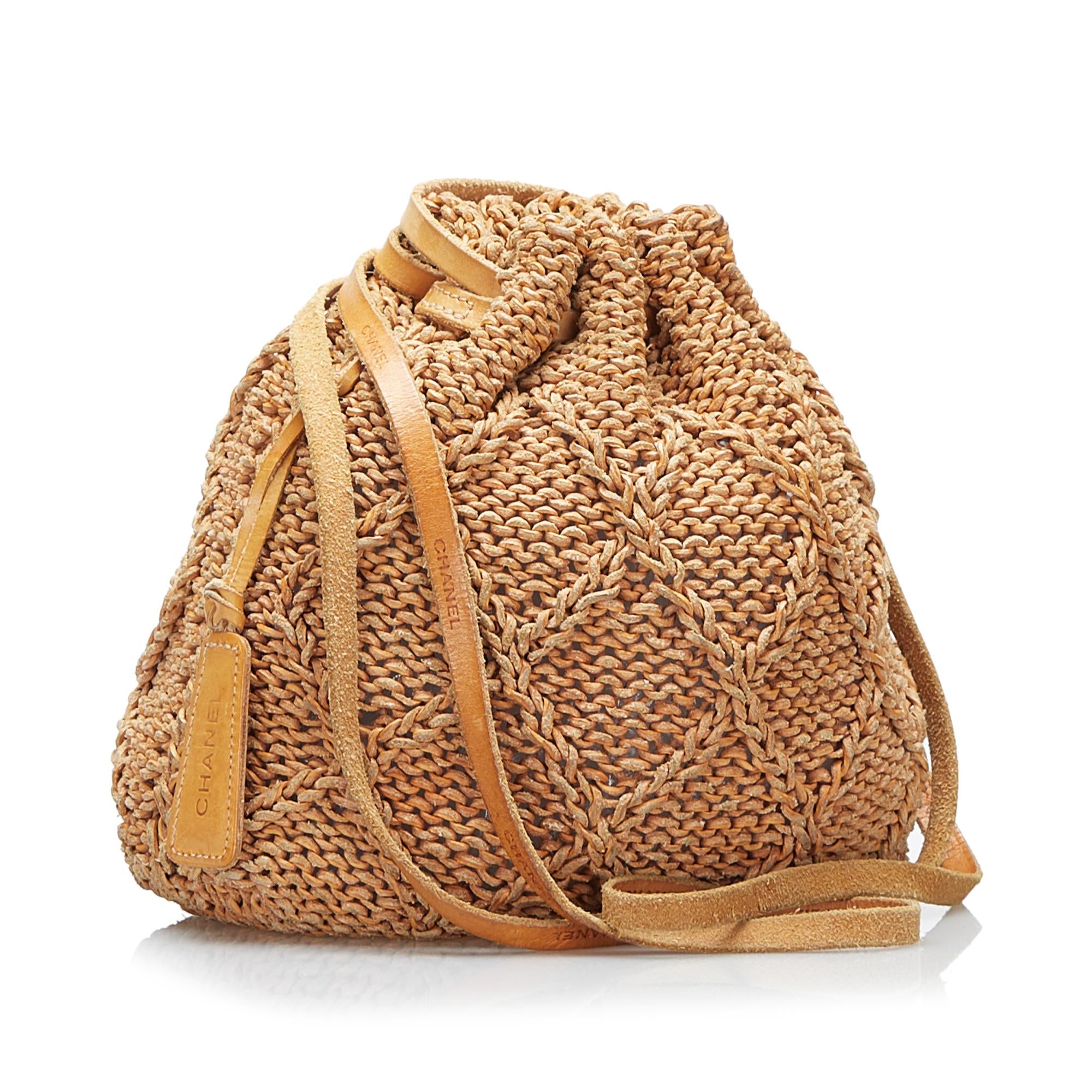 Chanel Vintage Crochet Bucket Bag (SHG-HX7aR1)