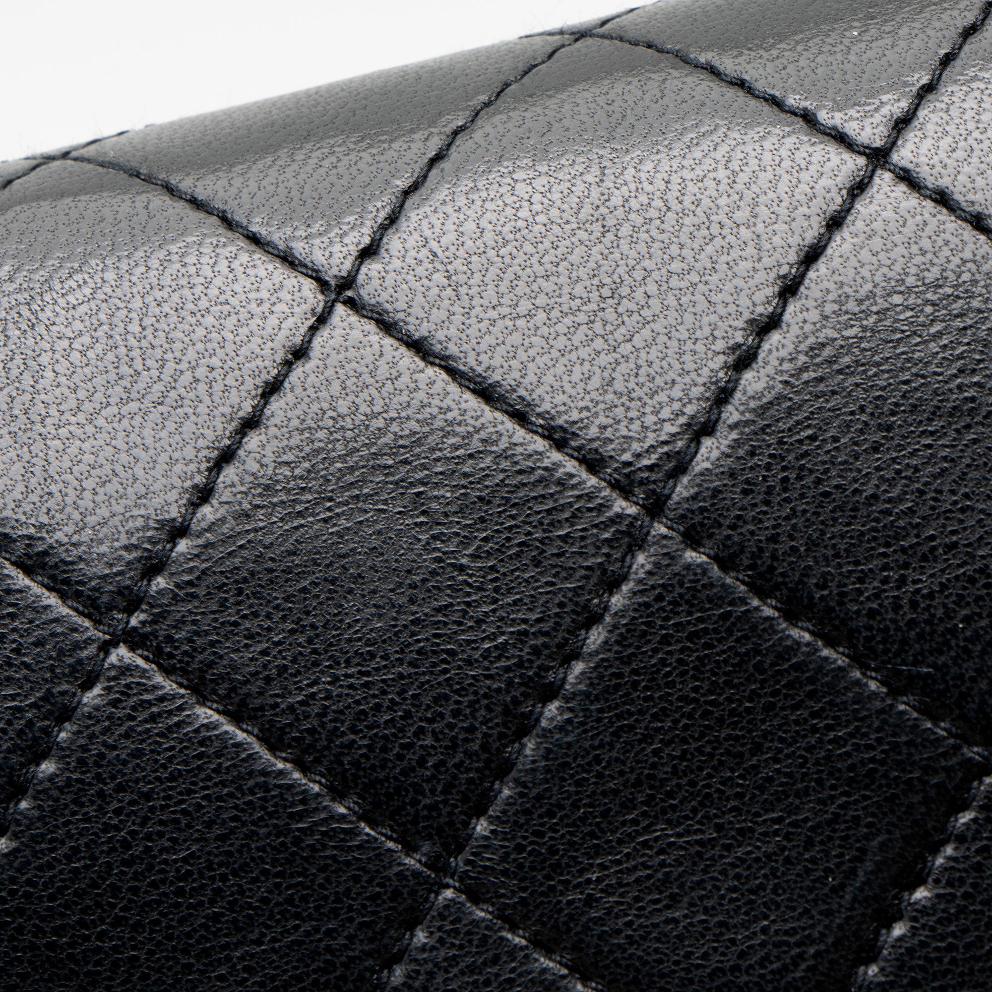 Chanel Vintage Lambskin Circle CC Flap Shoulder Bag