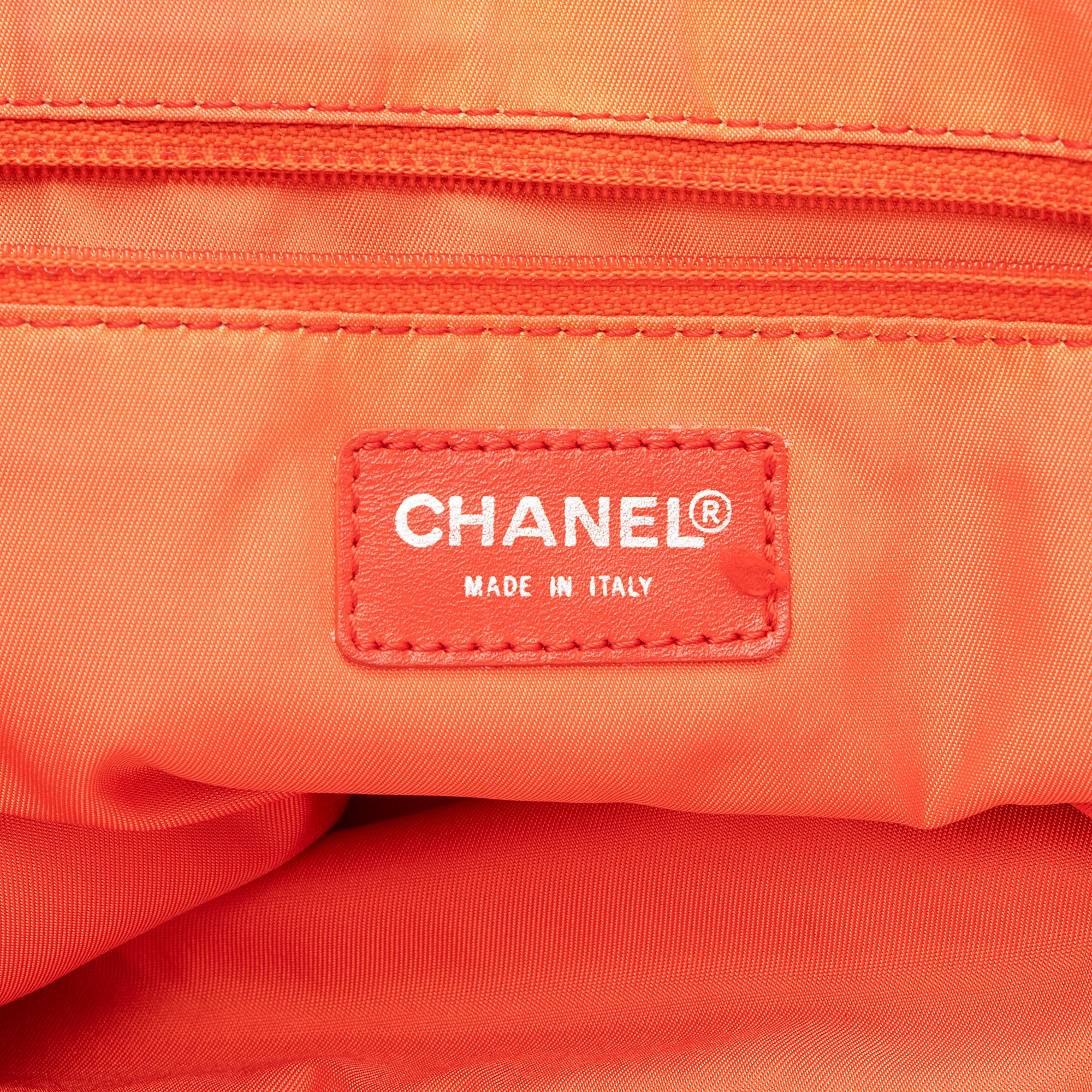 Chanel Vintage Nylon Travel Ligne Large Tote (SHF-sx8m6y)