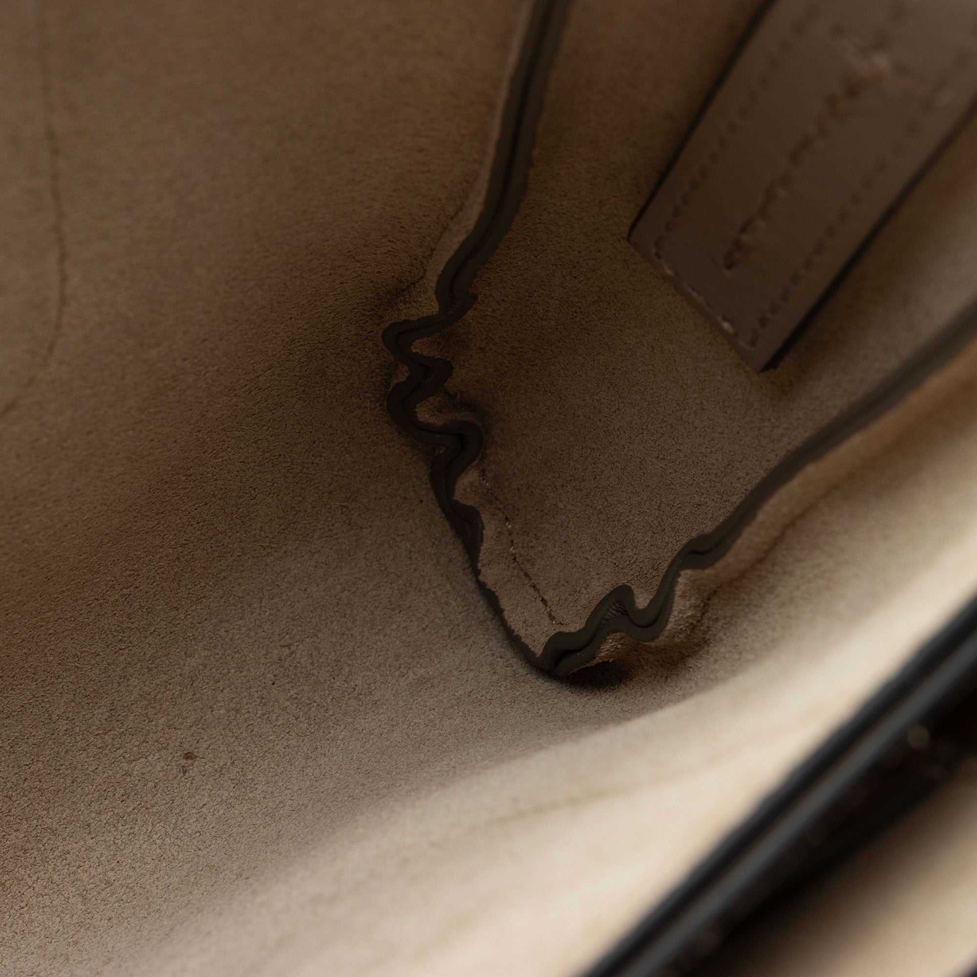 Chloe Calfskin Suede Faye Small Shoulder Bag (SHF-dEiGcv)