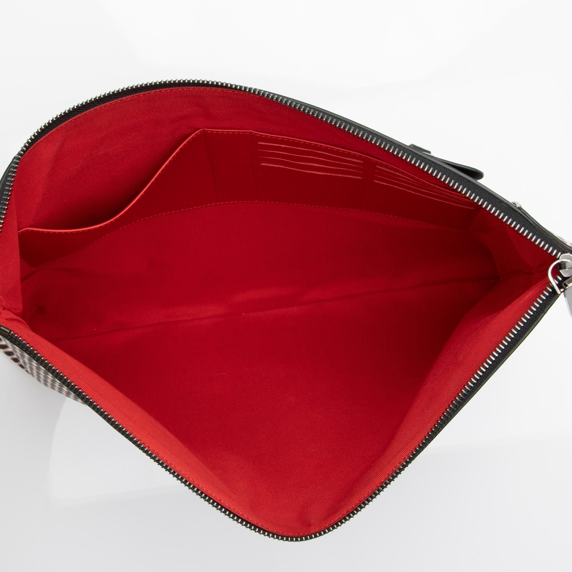 Christian Louboutin Coated Canvas Logo Peter Pouch (SHF-dP0ueF)