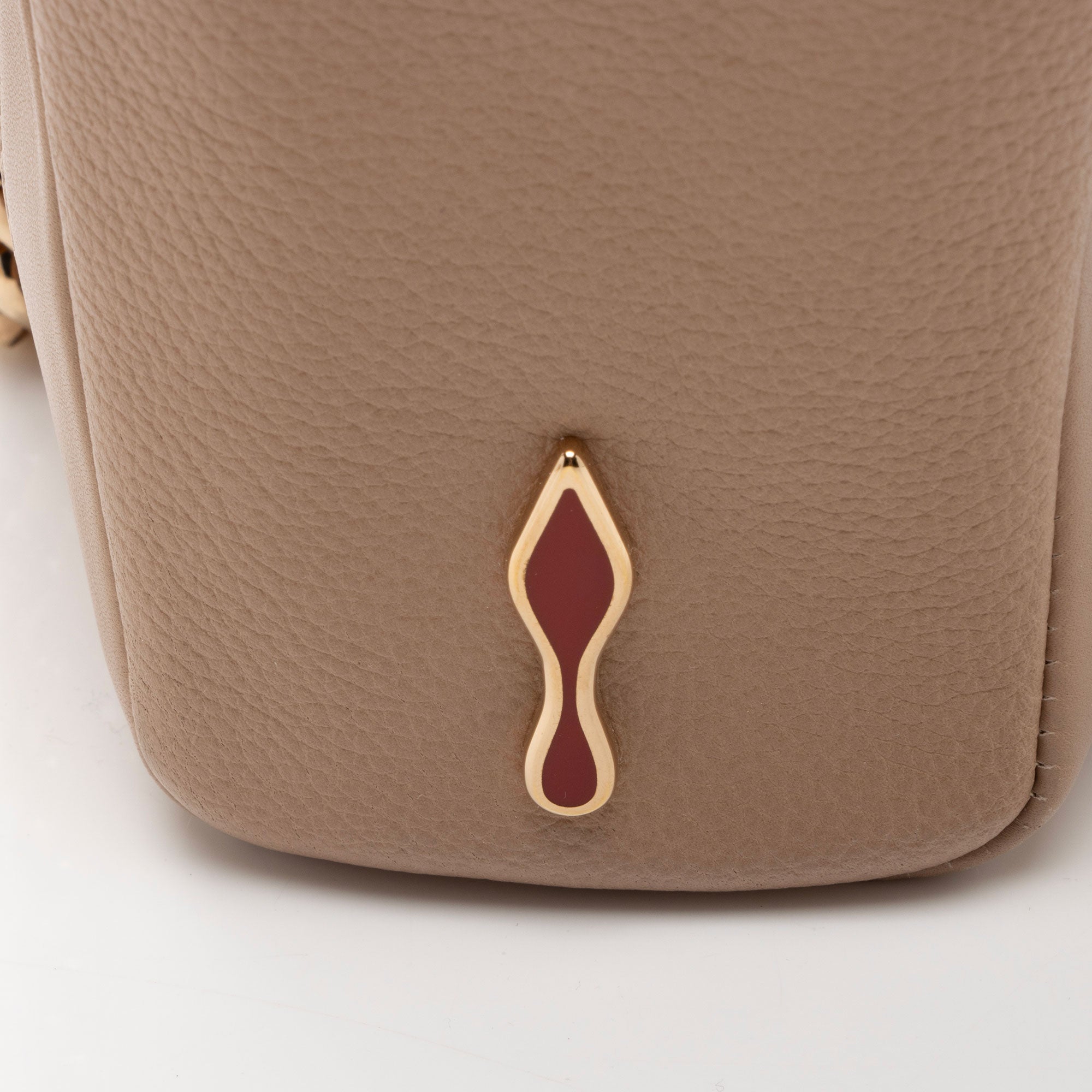 Christian Louboutin Leather Sweet Charity Medium Shoulder Bag (SHF-NezSLu)