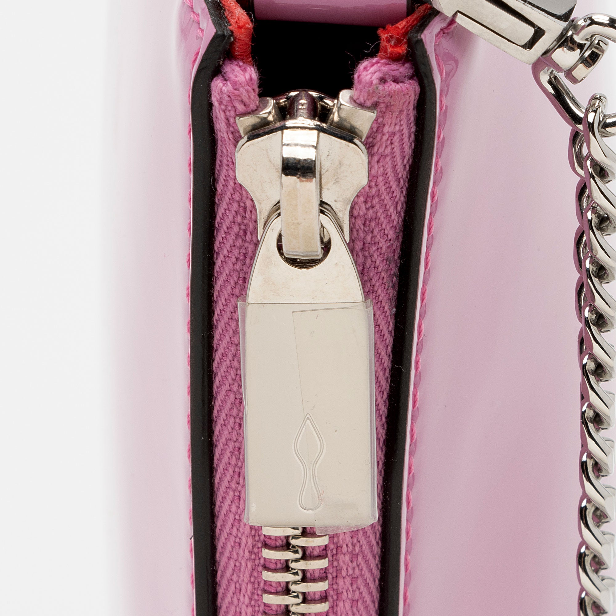 Christian Louboutin Patent Leather Loubila Pouch (SHF-Qi9taM)