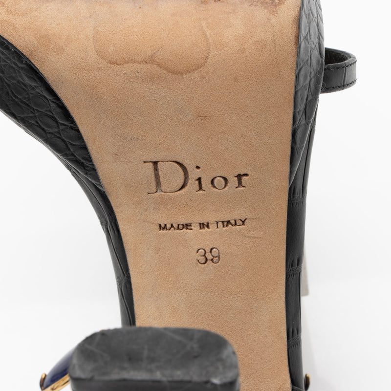 Dior Alligator Embossed Leather Jeweled Piedra Sandals - Size 9 / 39 (SHF-YiCAmJ)