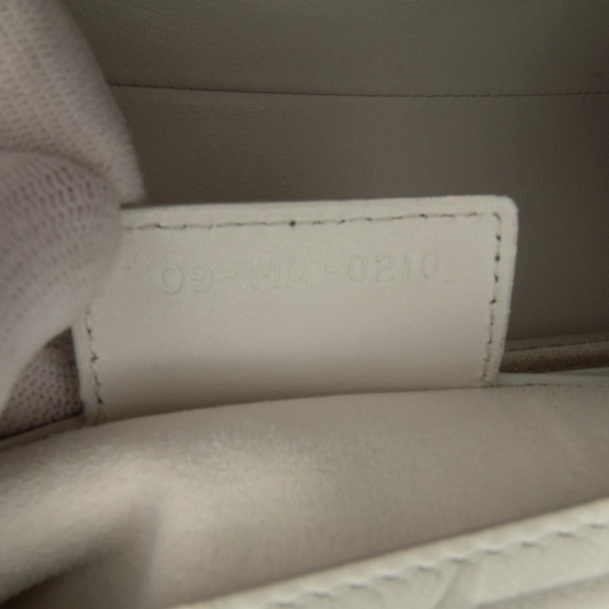 Dior Embossed Leather Oblique Saddle Bag (SHG-hIXCgH)