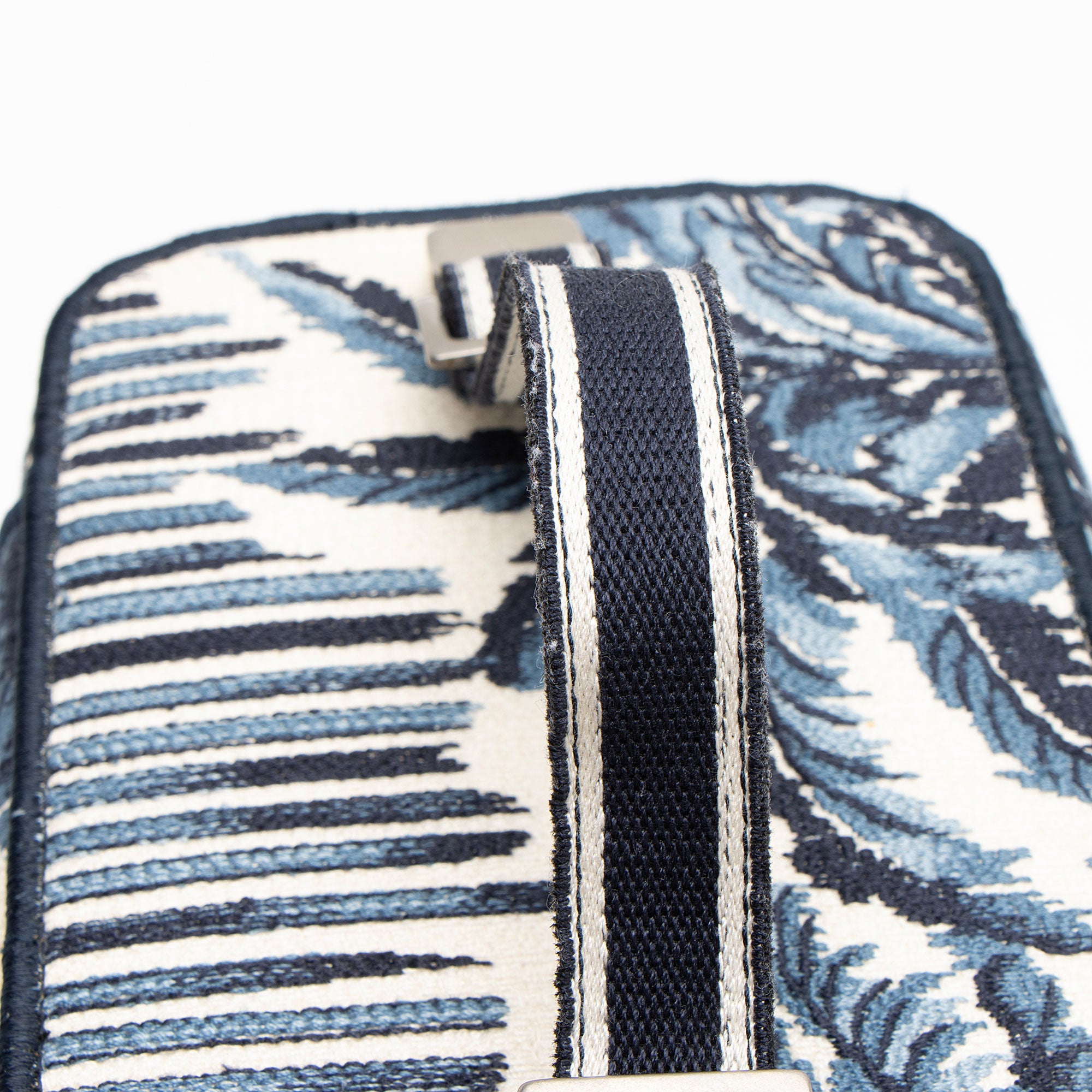 Dior Embroidered Palms Canvas Diortravel Vanity Case (SHF-UtXjlH)