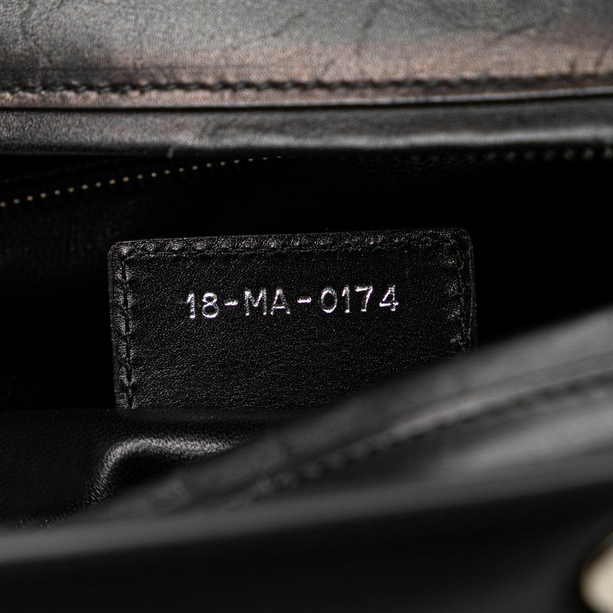 Dior Large Calfskin Lady Dior Pocket Tote (SHG-9lPkpK)