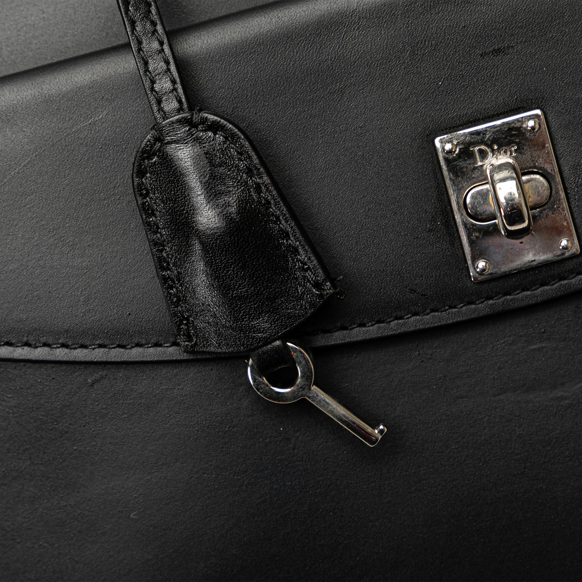 Dior Large Calfskin Lady Dior Pocket Tote (SHG-9lPkpK)