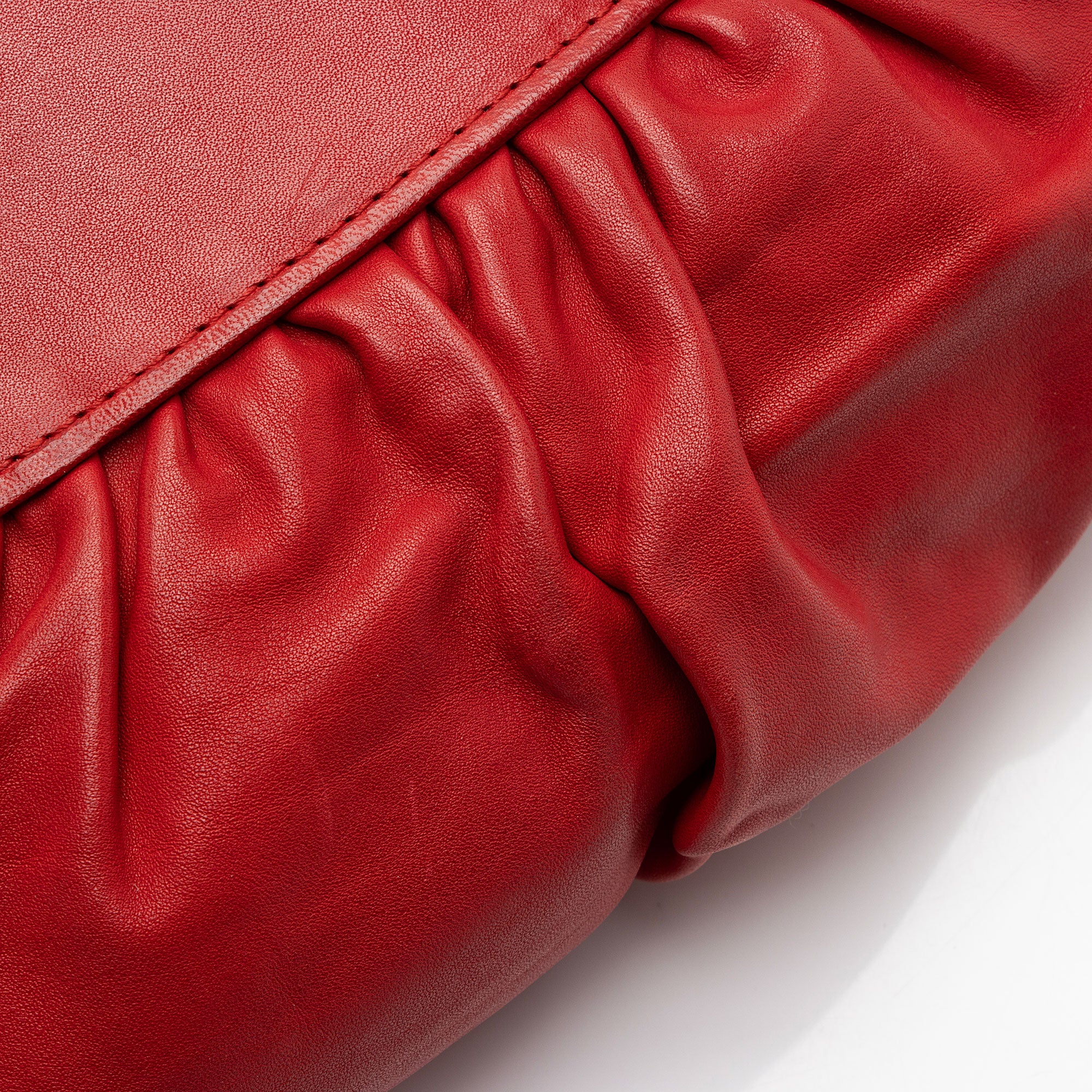 Dior Leather Gypsy Clutch (SHF-LhCDVO)