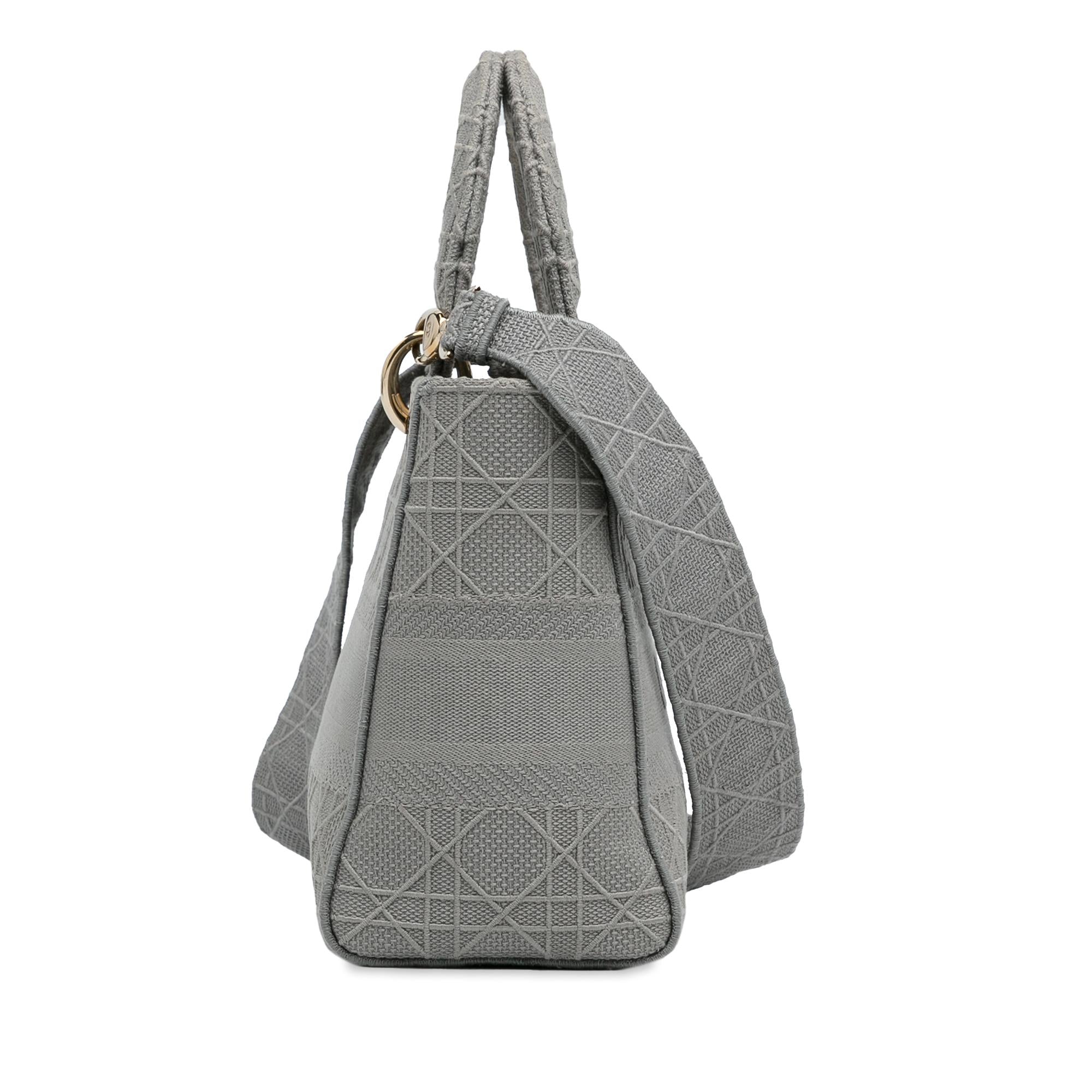 Dior Medium Cannage Lady D-Lite (SHG-US02Dd)