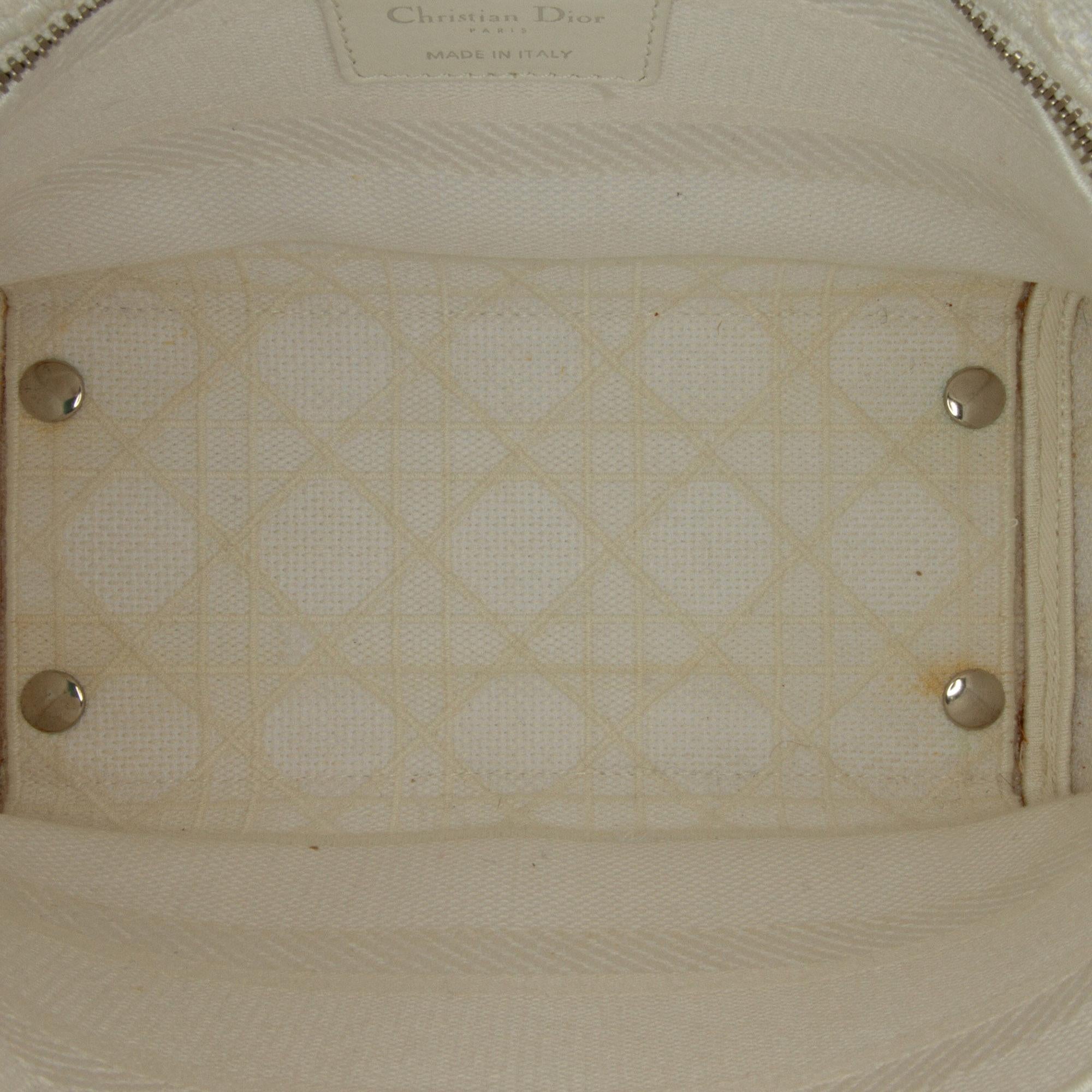 Dior Medium Cannage Lady D-Lite (SHG-zrlyin)