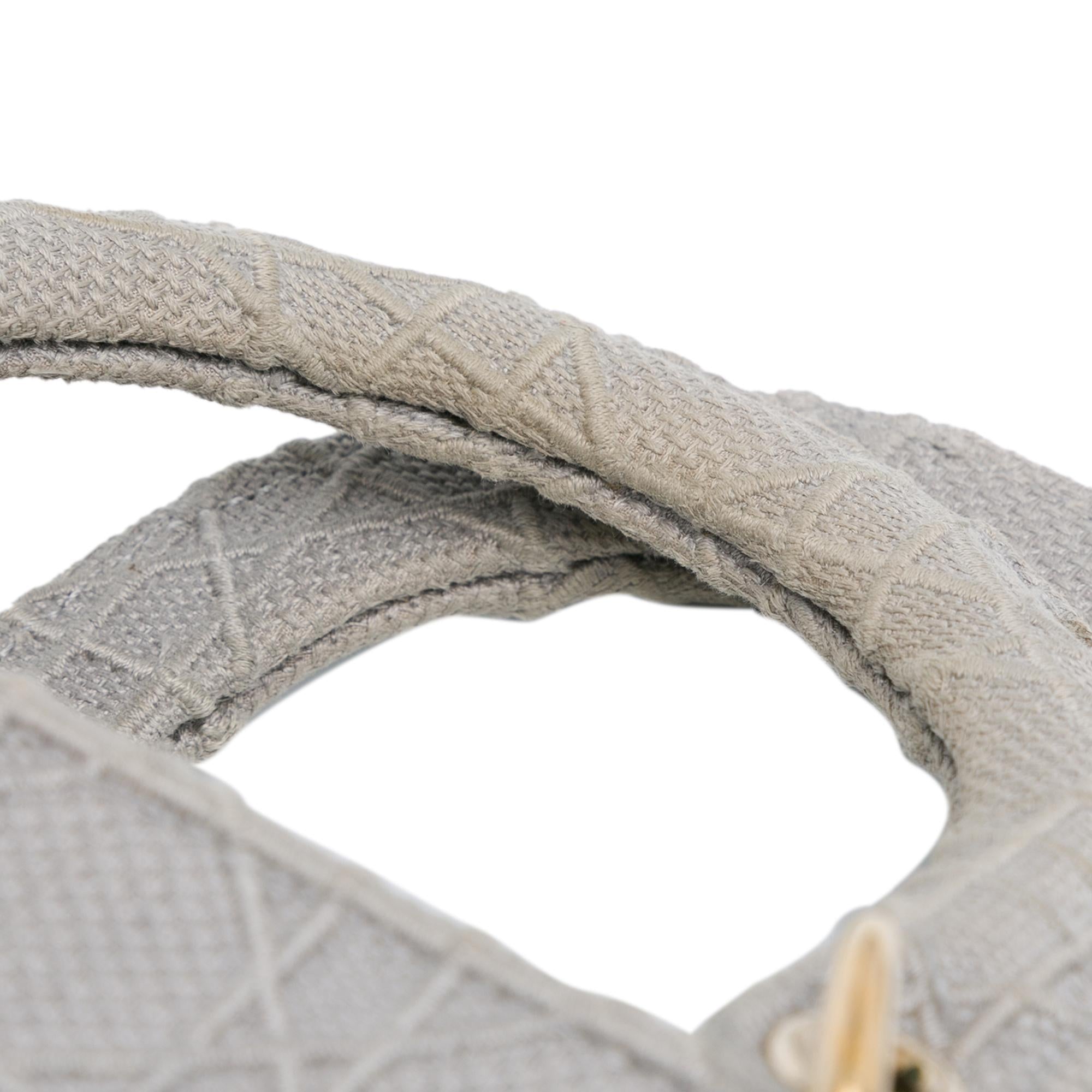 Dior Medium Canvas Cannage Lady D Lite
