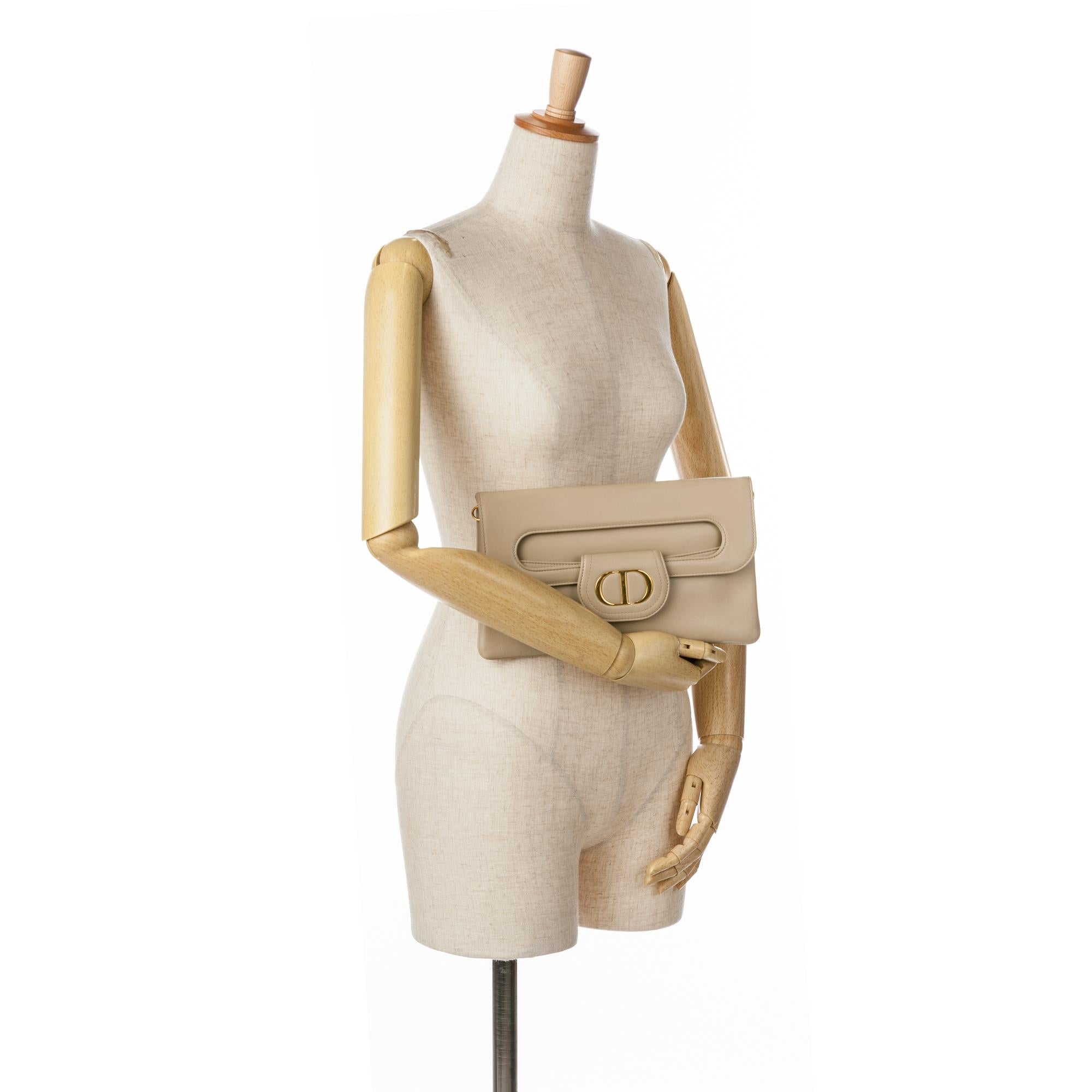 Dior Medium DiorDouble Chain Bag (SHG-hGHQTP)