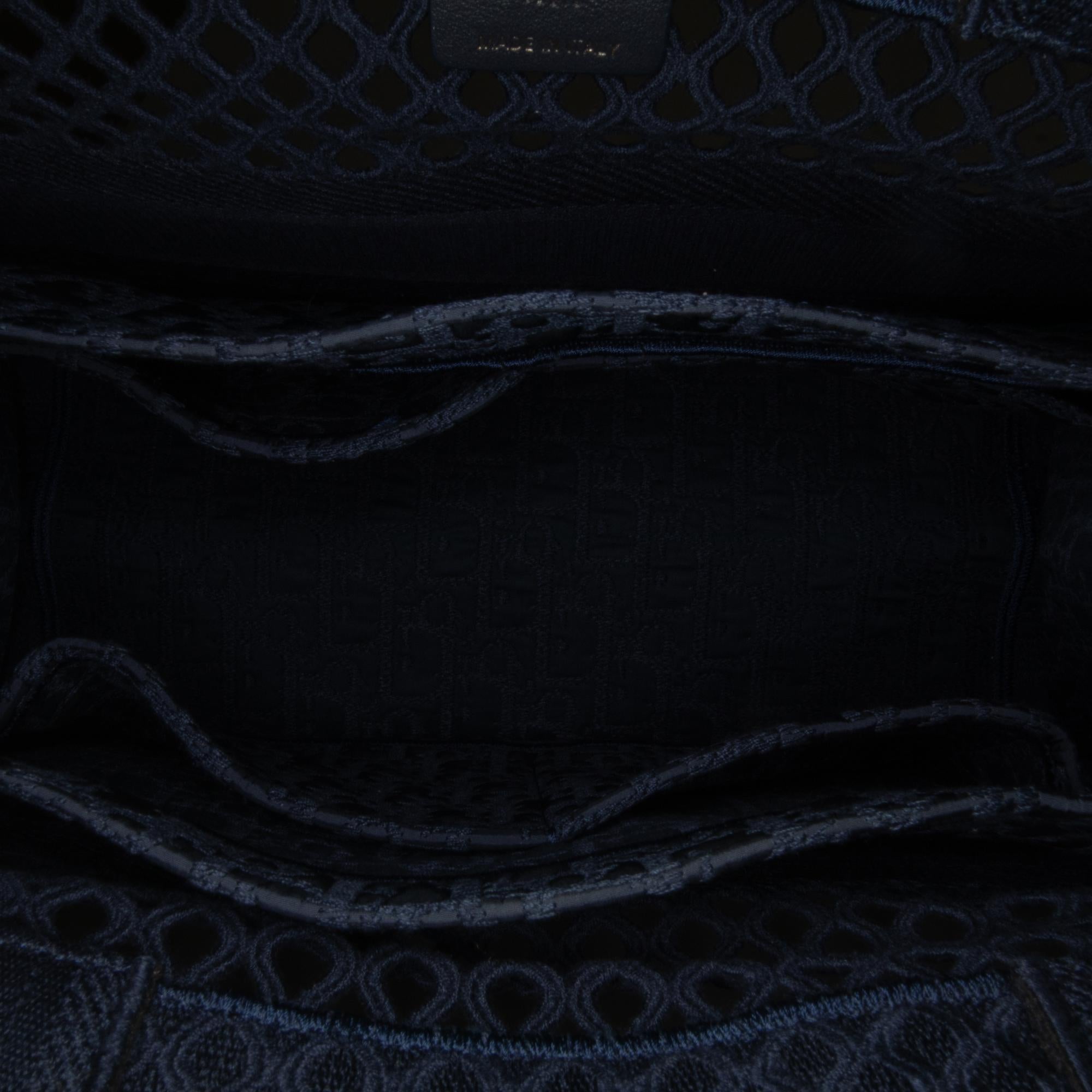 Dior Medium Mesh Book Tote (SHG-nZJBTa)