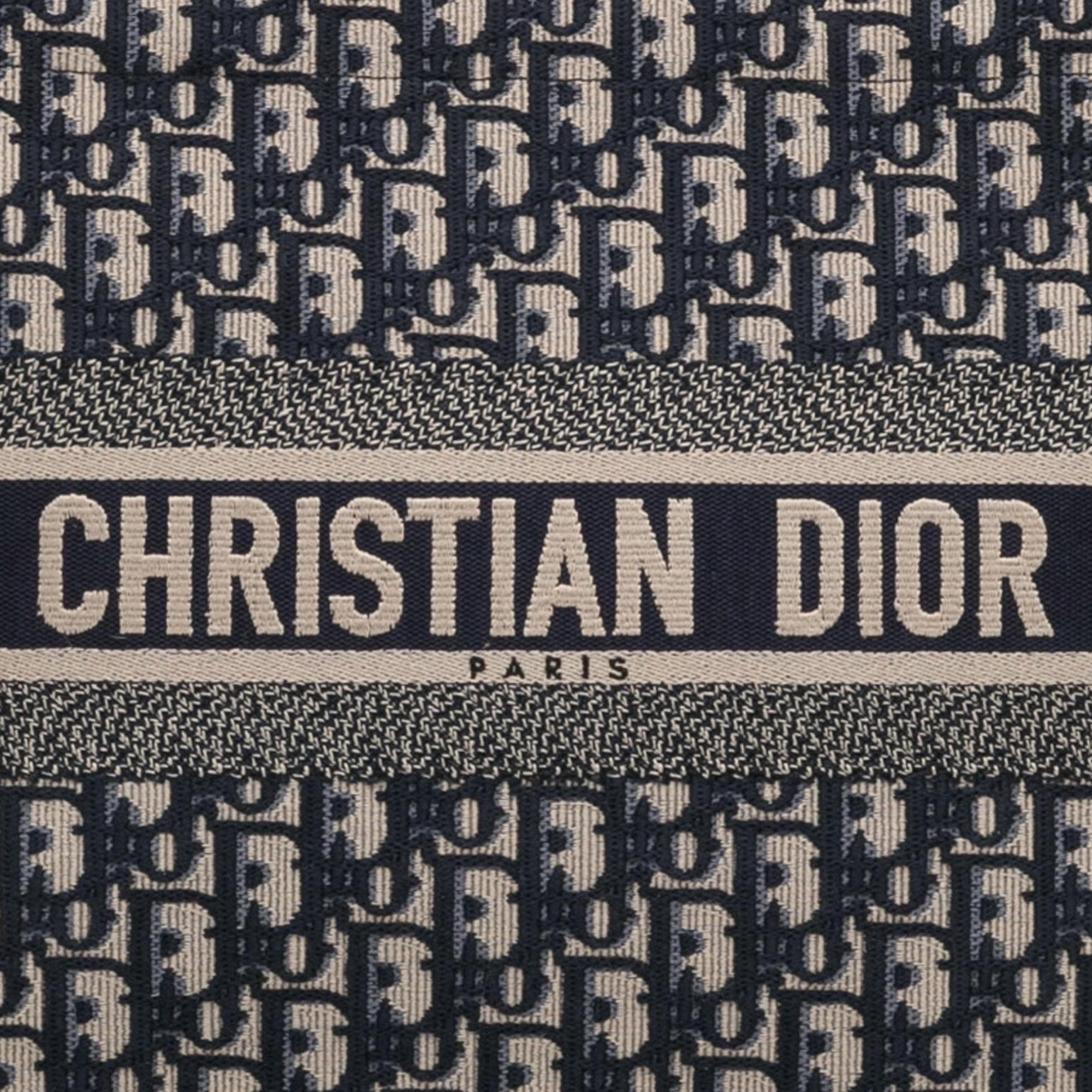 Dior Medium Oblique Book Tote (SHG-i156yy)