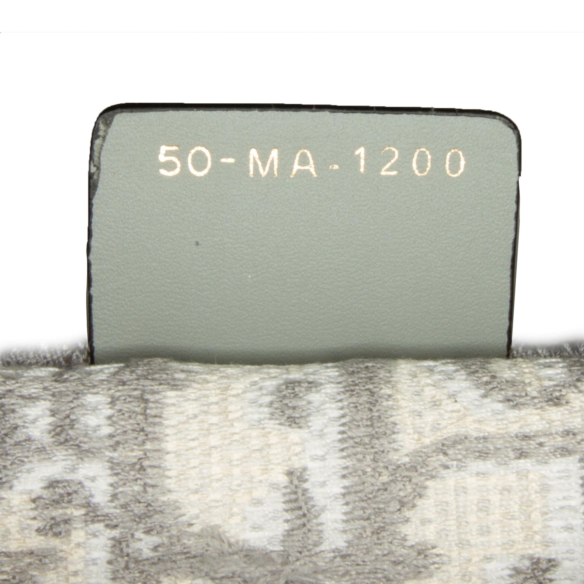 Dior Medium Oblique Book Tote (SHG-xR40My)