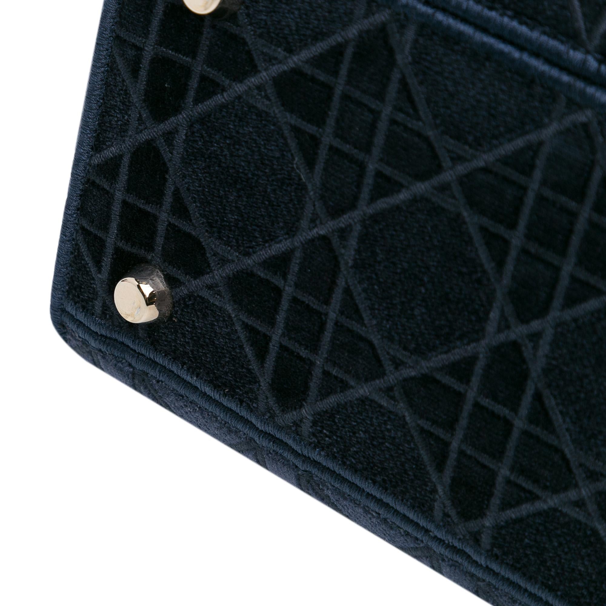 Dior Medium Velvet Cannage Lady D-Lite (SHG-ysoyN0)
