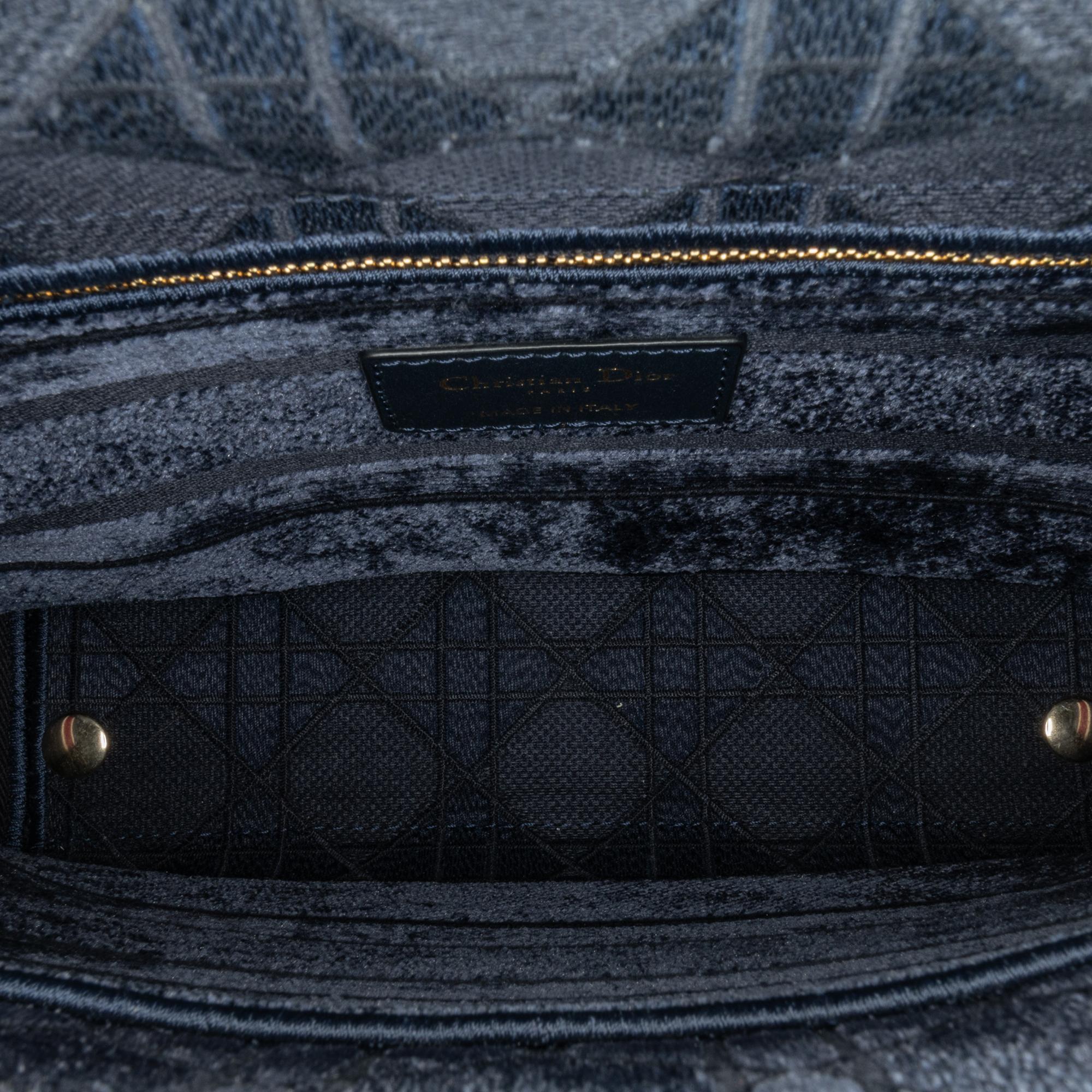 Dior Medium Velvet Cannage Lady D-Lite (SHG-ysoyN0)