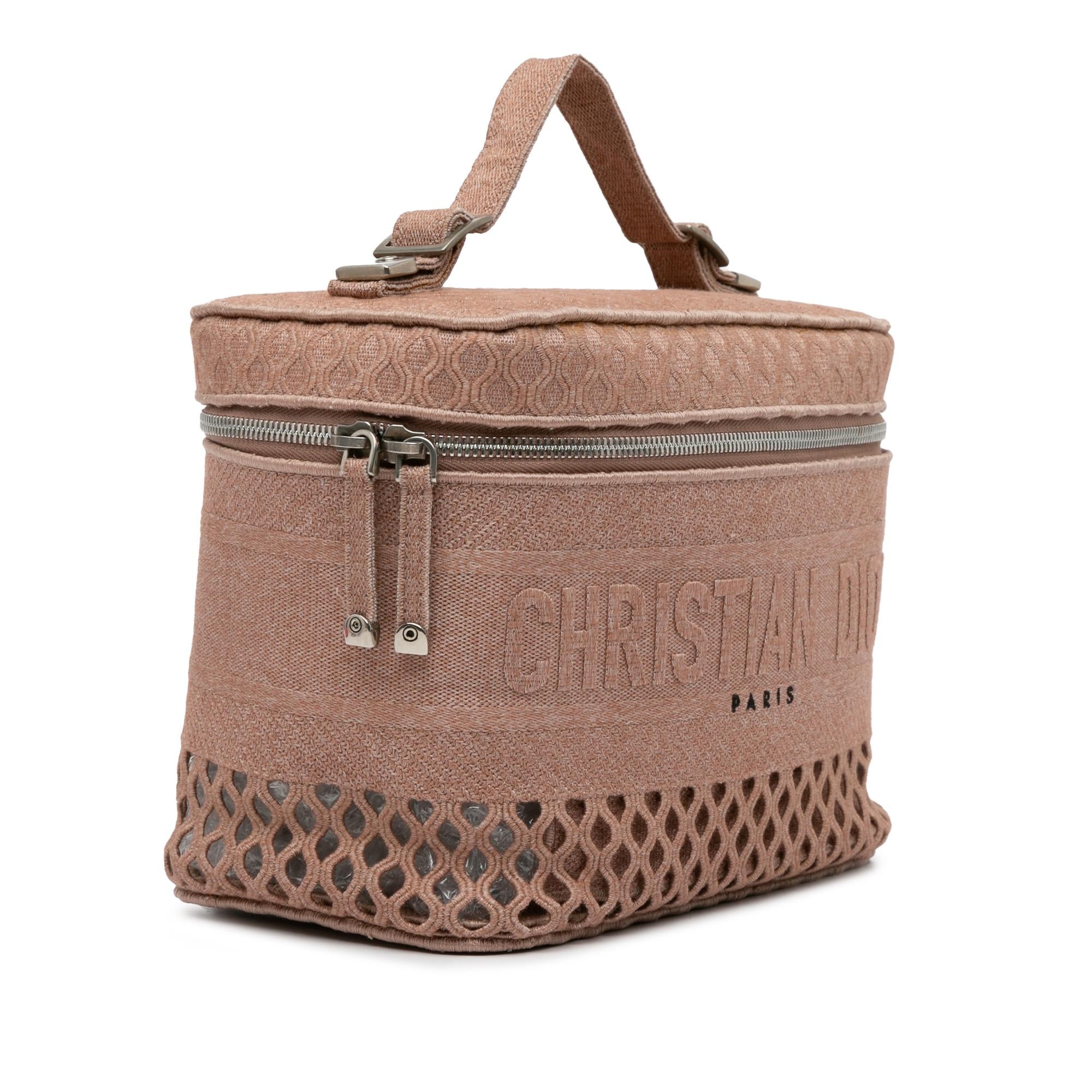 Dior Mesh Embroidered Diortravel Vanity Case (SHG-sIhwnz)