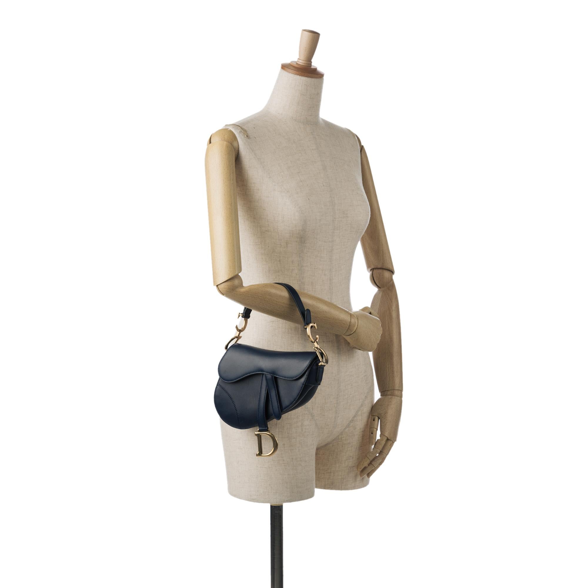 Dior Mini Leather Saddle Bag (SHG-SdNmmH)