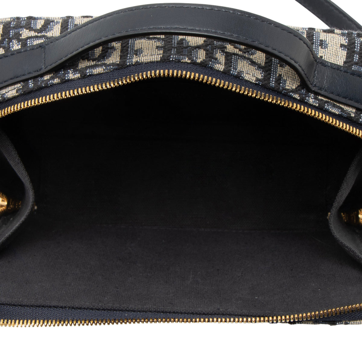 Dior Oblique 30 Montaigne Box Top Handle