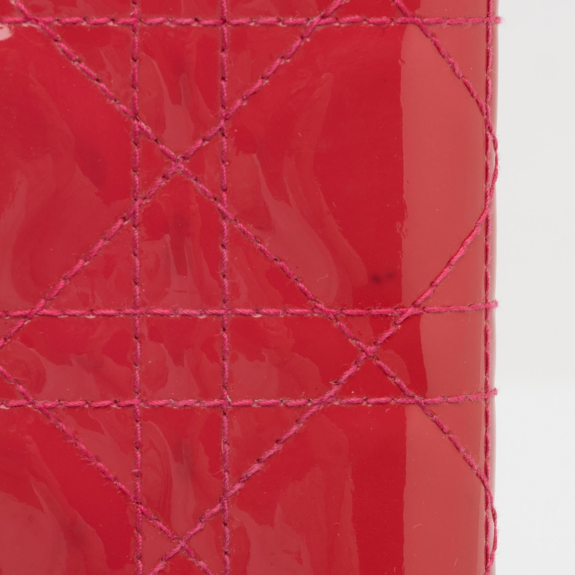 Dior Patent Leather Cannage Zip Around Wallet (SHF-lypqwi)