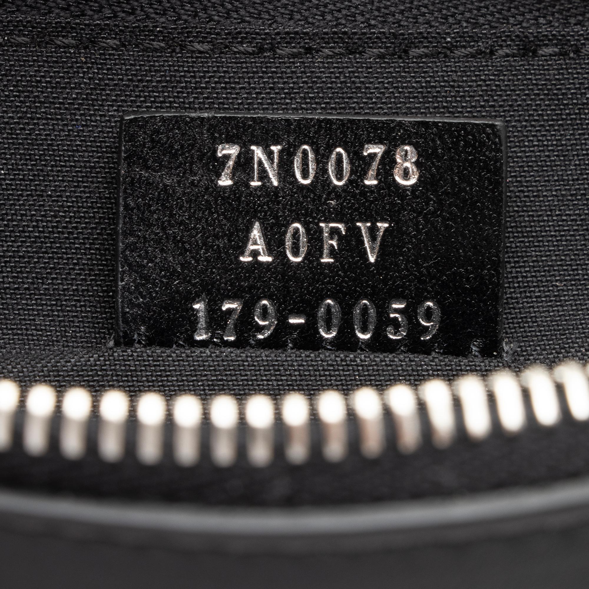 Fendi Calfskin Love Vocabulary Pouch (SHF-23921)