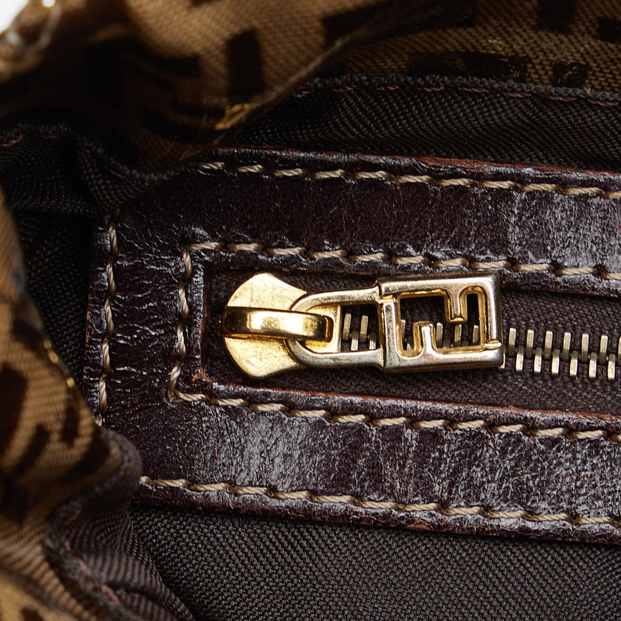 Fendi Crystal Zucchino Flap Baguette (SHG-MKFmEx)