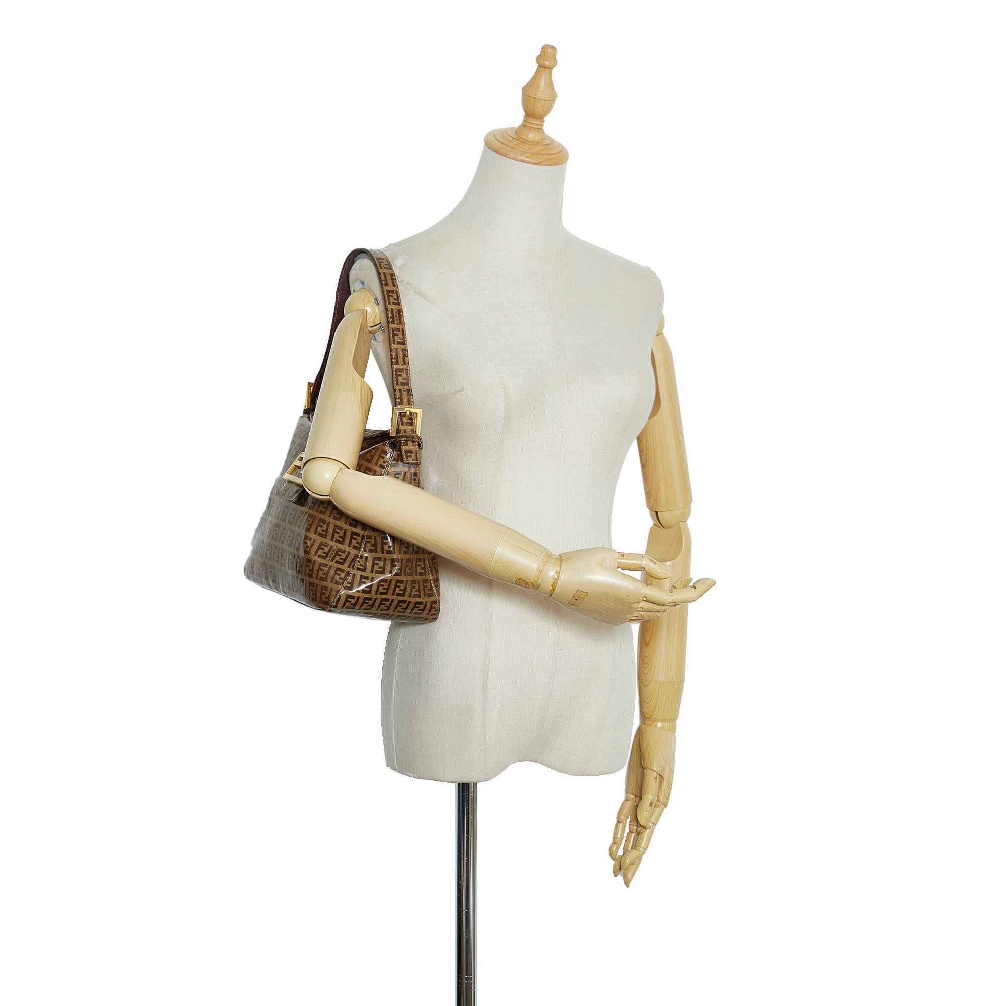 Fendi Crystal Zucchino Flap Baguette (SHG-MKFmEx)
