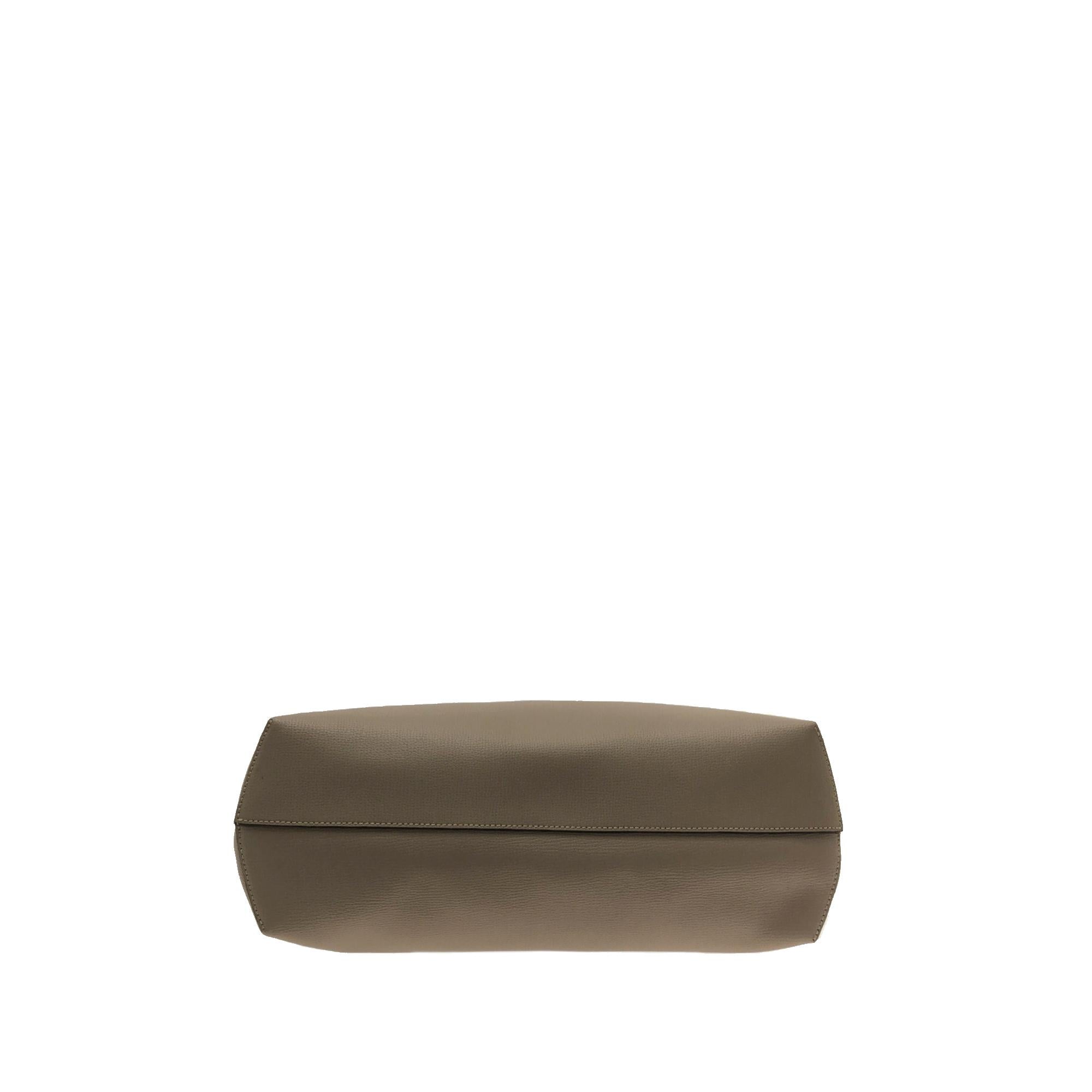 Fendi F is Fendi Shopper Tote (SHG-vDrvNB)