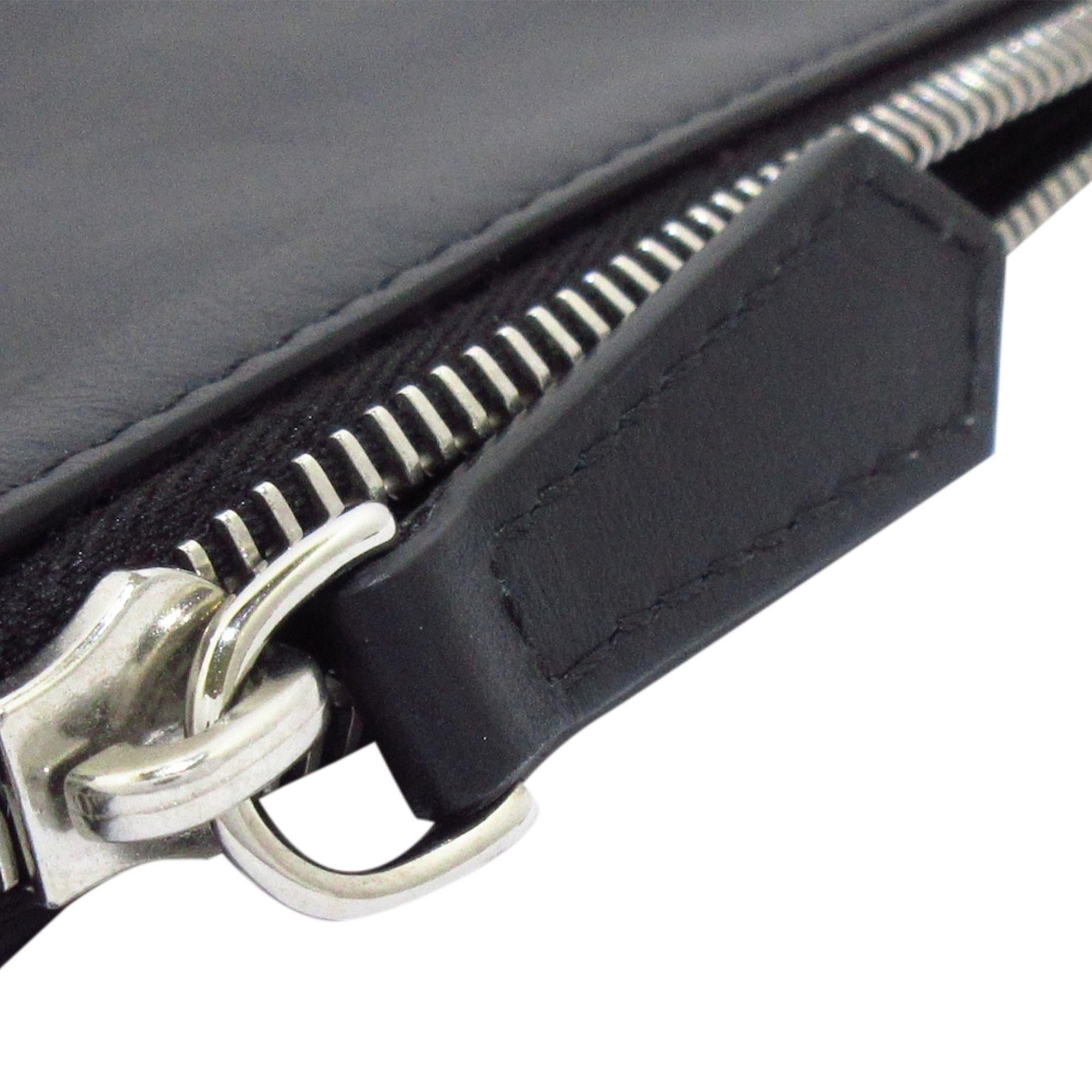Fendi Leather Monster Eyes Clutch (SHG-ORzmvv)