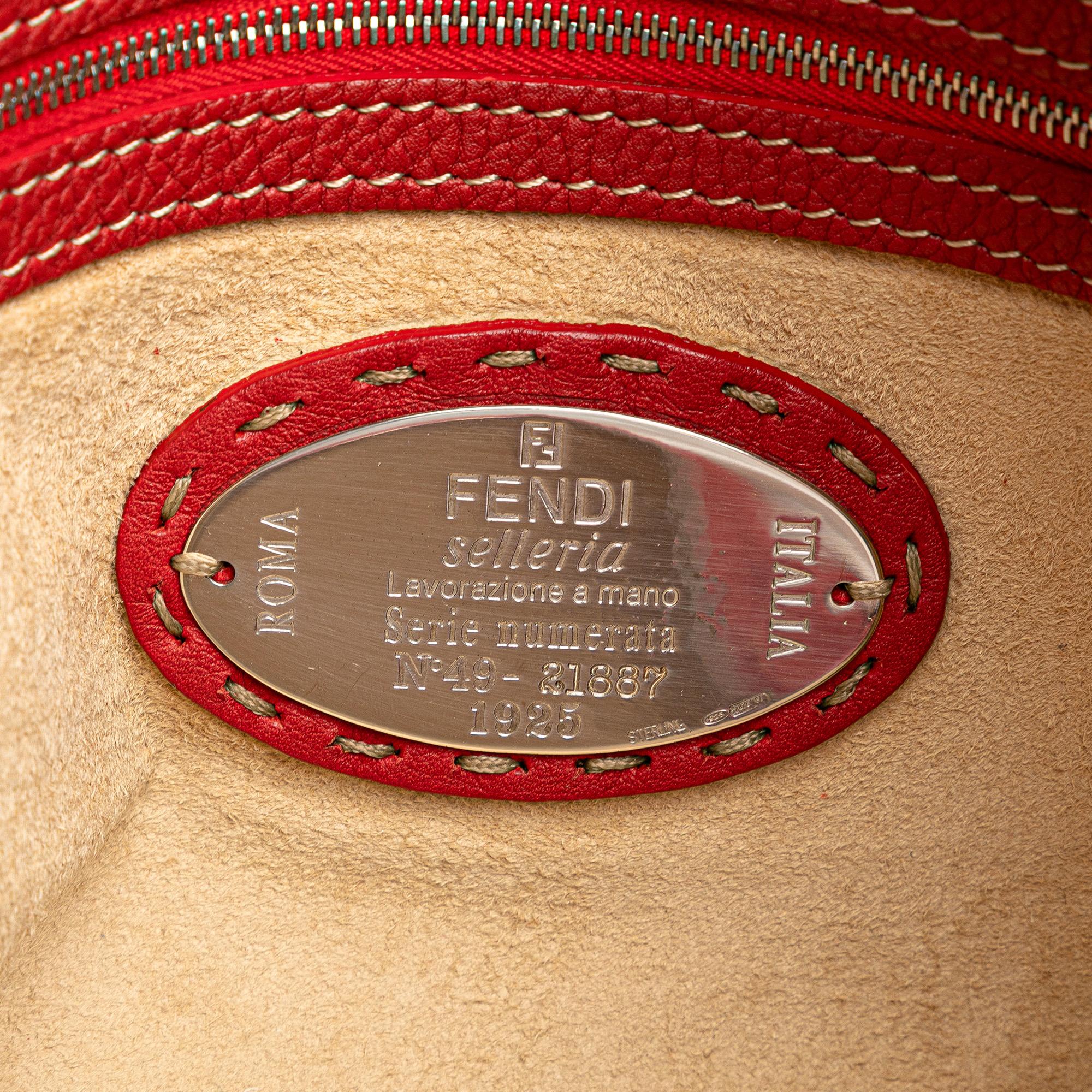 Fendi Leather Selleria Handbag (SHG-J0Q4VI)