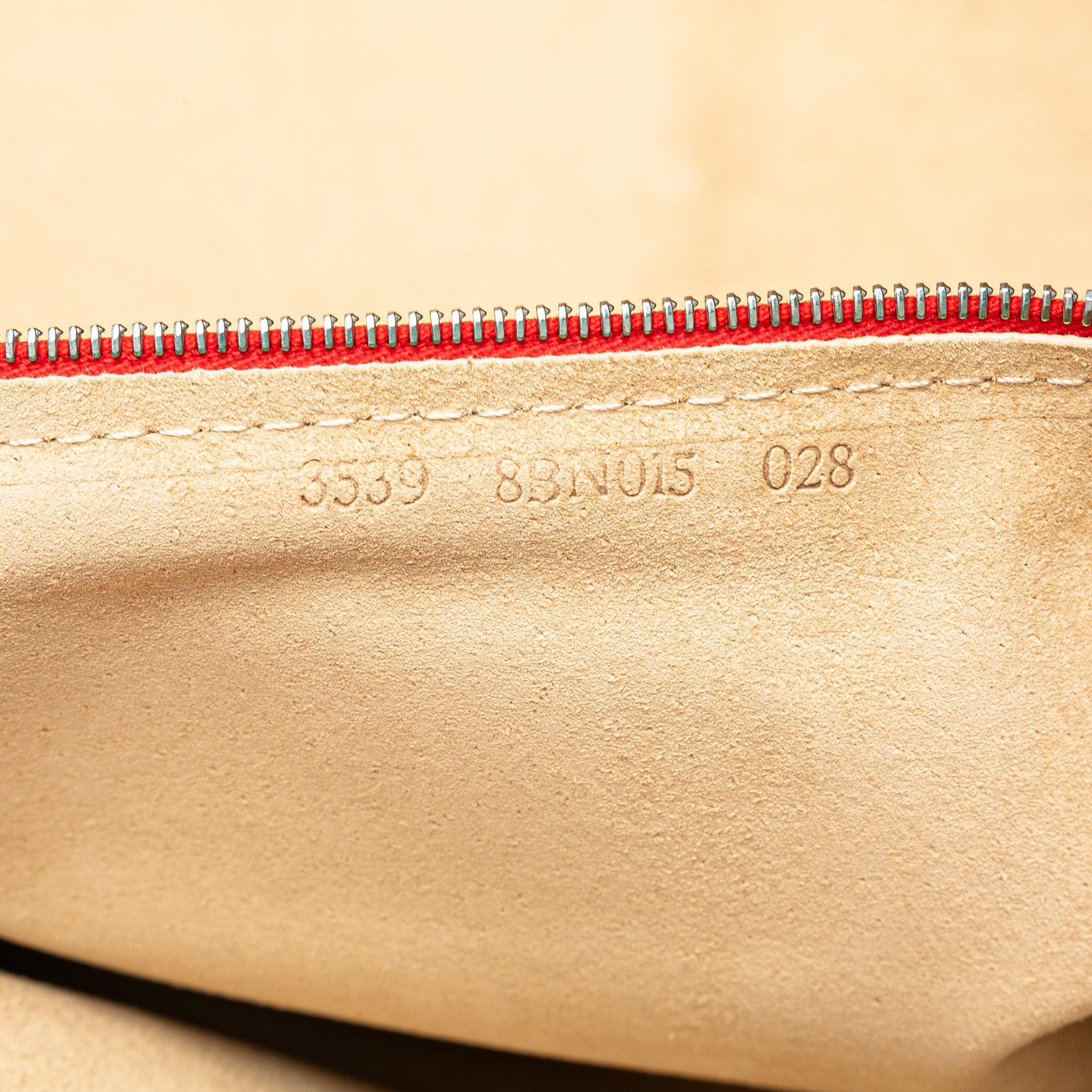 Fendi Leather Selleria Handbag (SHG-J0Q4VI)