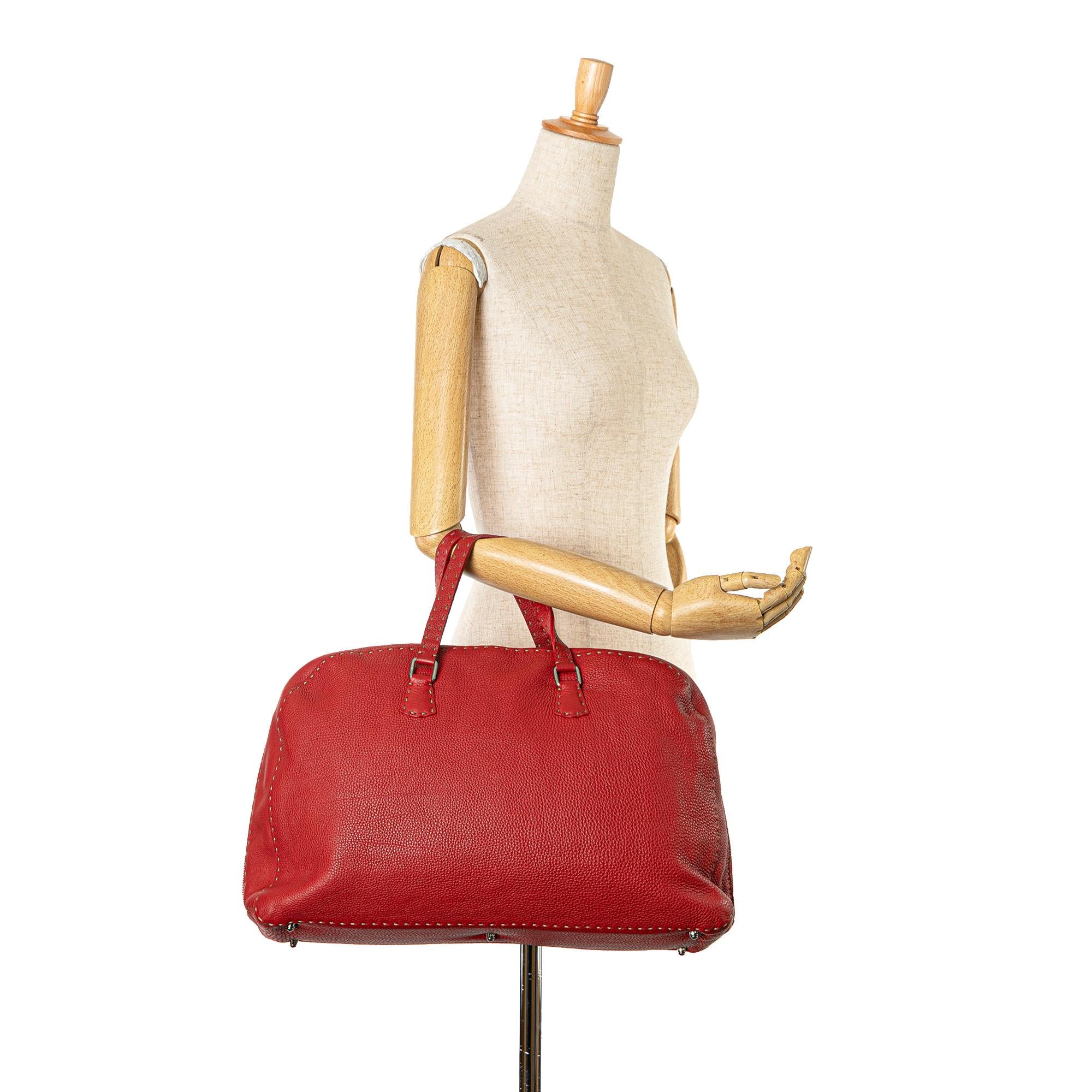 Fendi Leather Selleria Handbag (SHG-J0Q4VI)