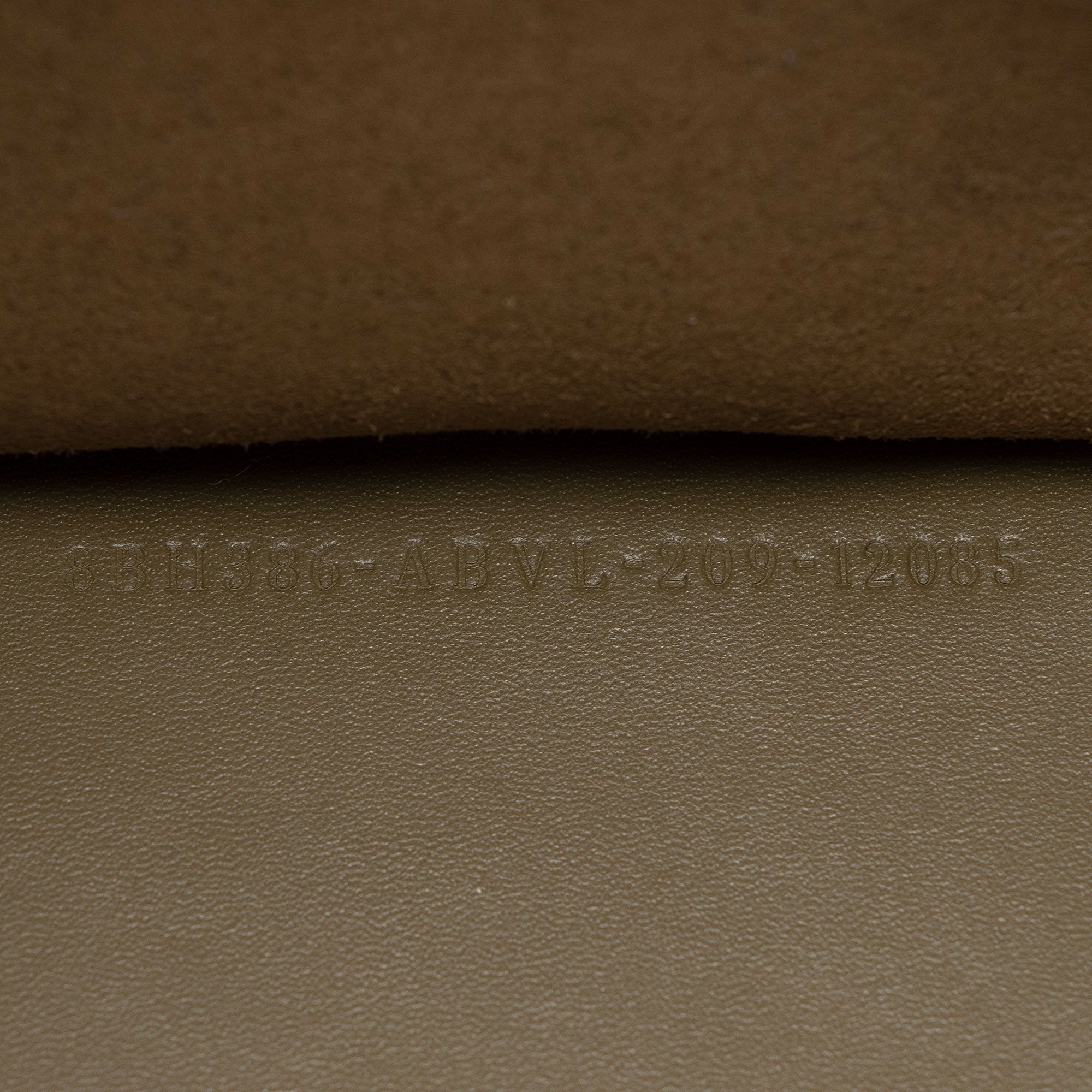 Fendi Leather Sunshine Medium Shopper Tote