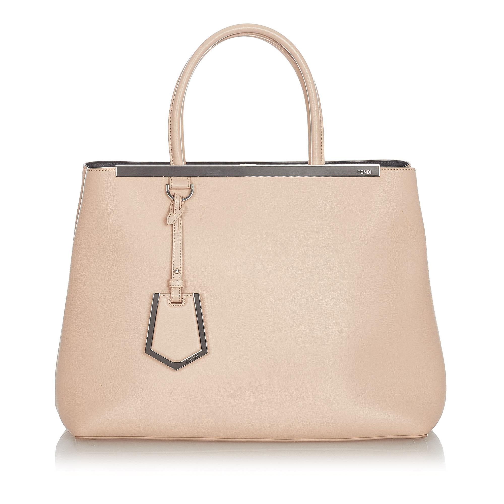Fendi Medium 2Jours Leather Tote Bag (SHG-6QhRXM)