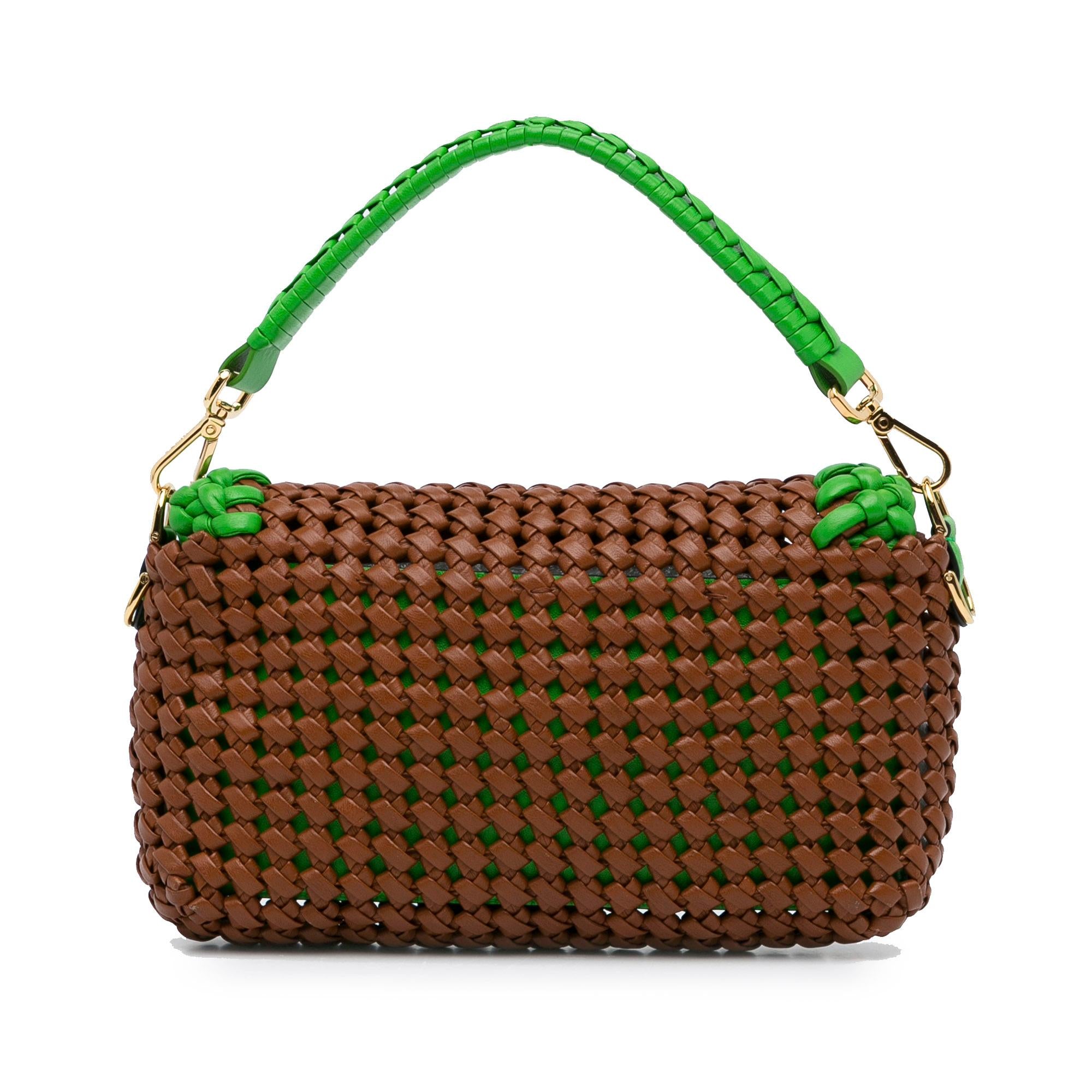 Fendi Medium Woven Leather Baguette Bag (SHG-TagzzS)