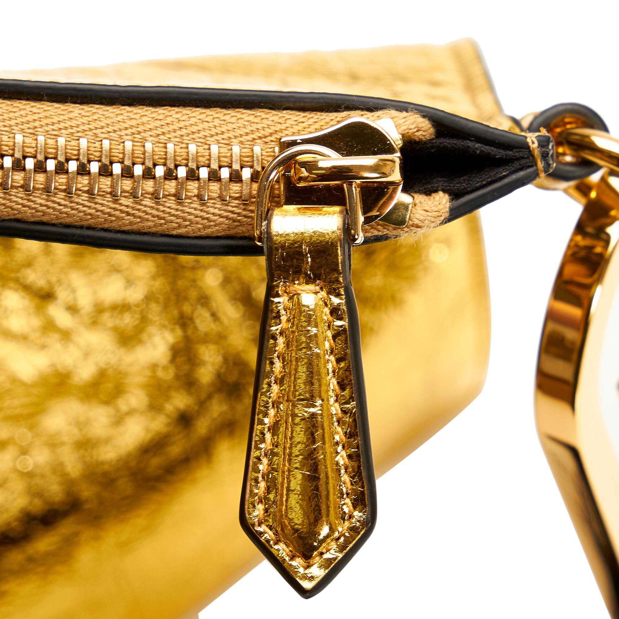 Fendi Metallic FF Tassel Clutch Bag (SHG-TuKBOV)