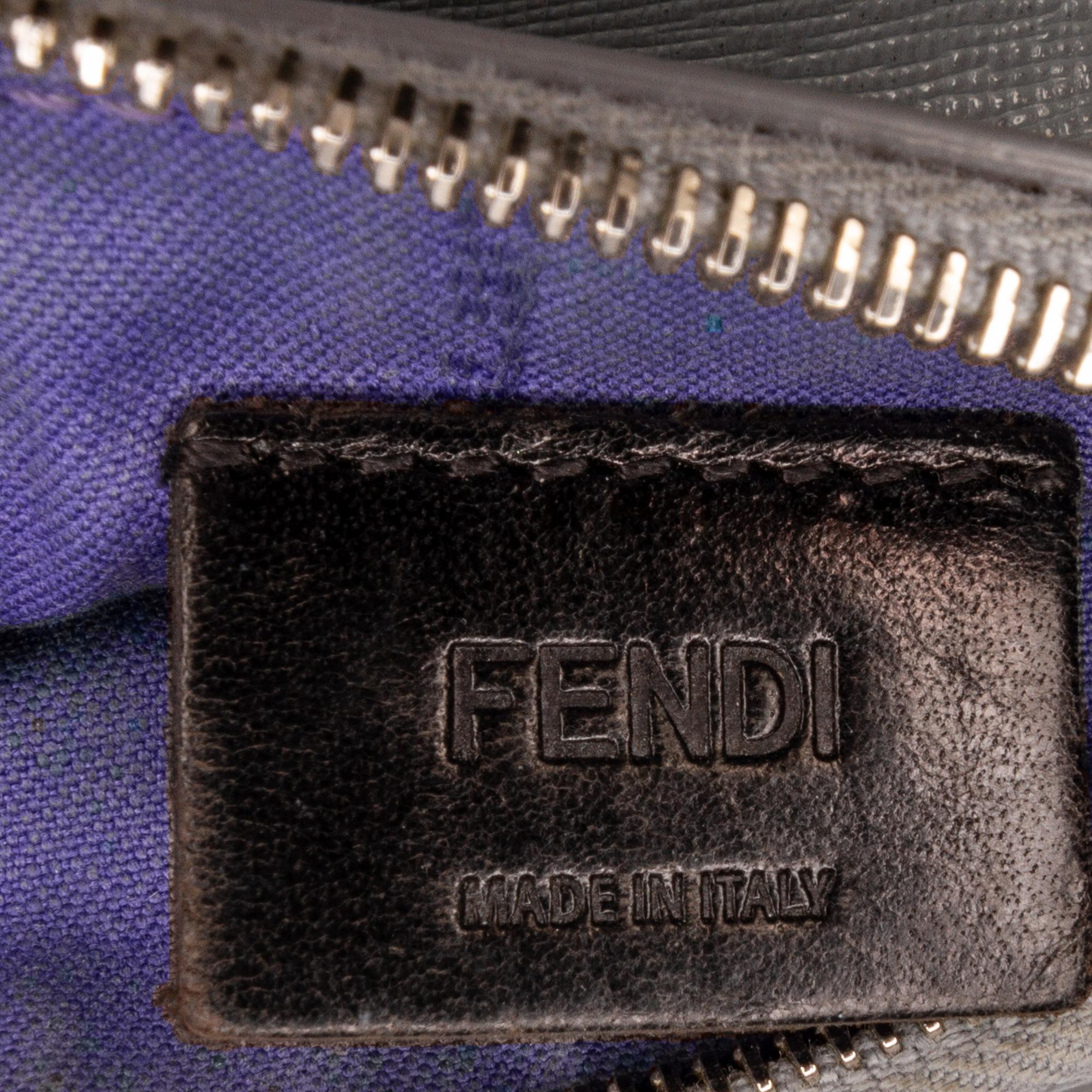 Fendi Monster Key Pouch (SHG-ewHbqk)