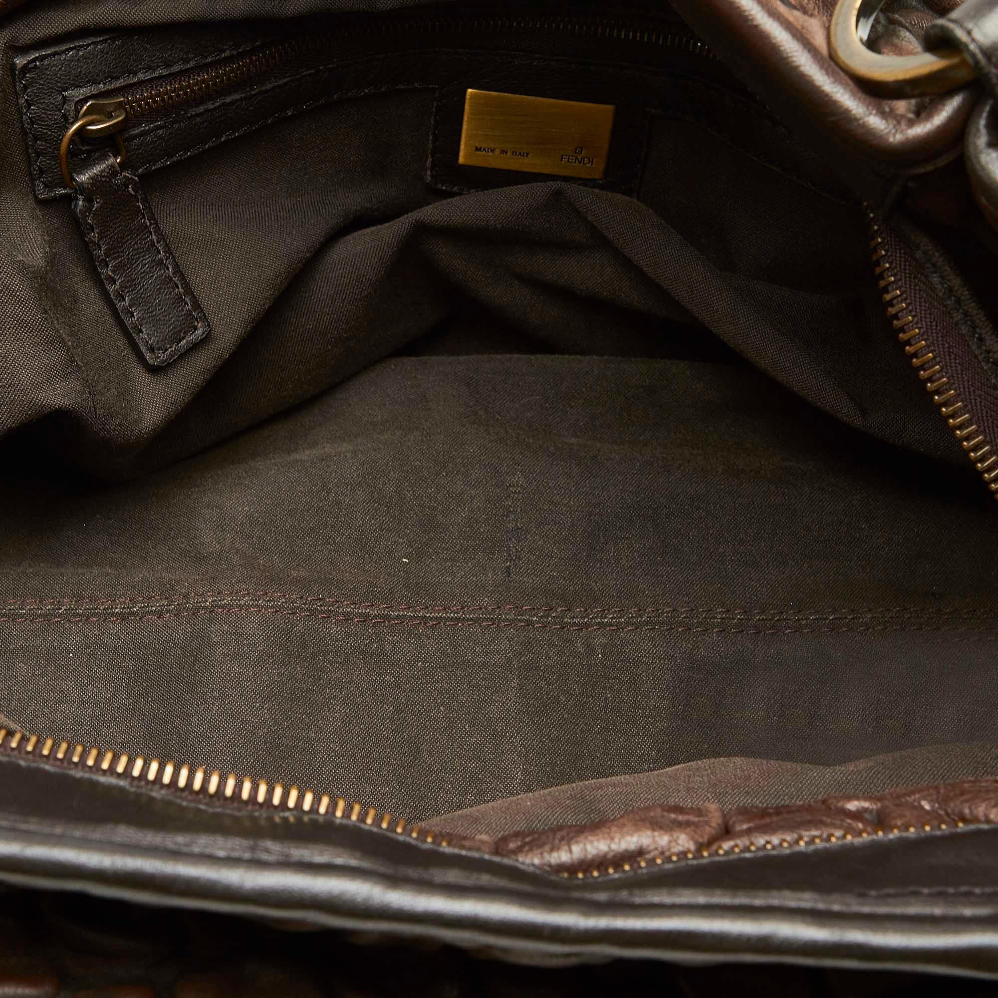 Fendi Puckered Bubble Leather Chef Shoulder Bag (SHG-32371)