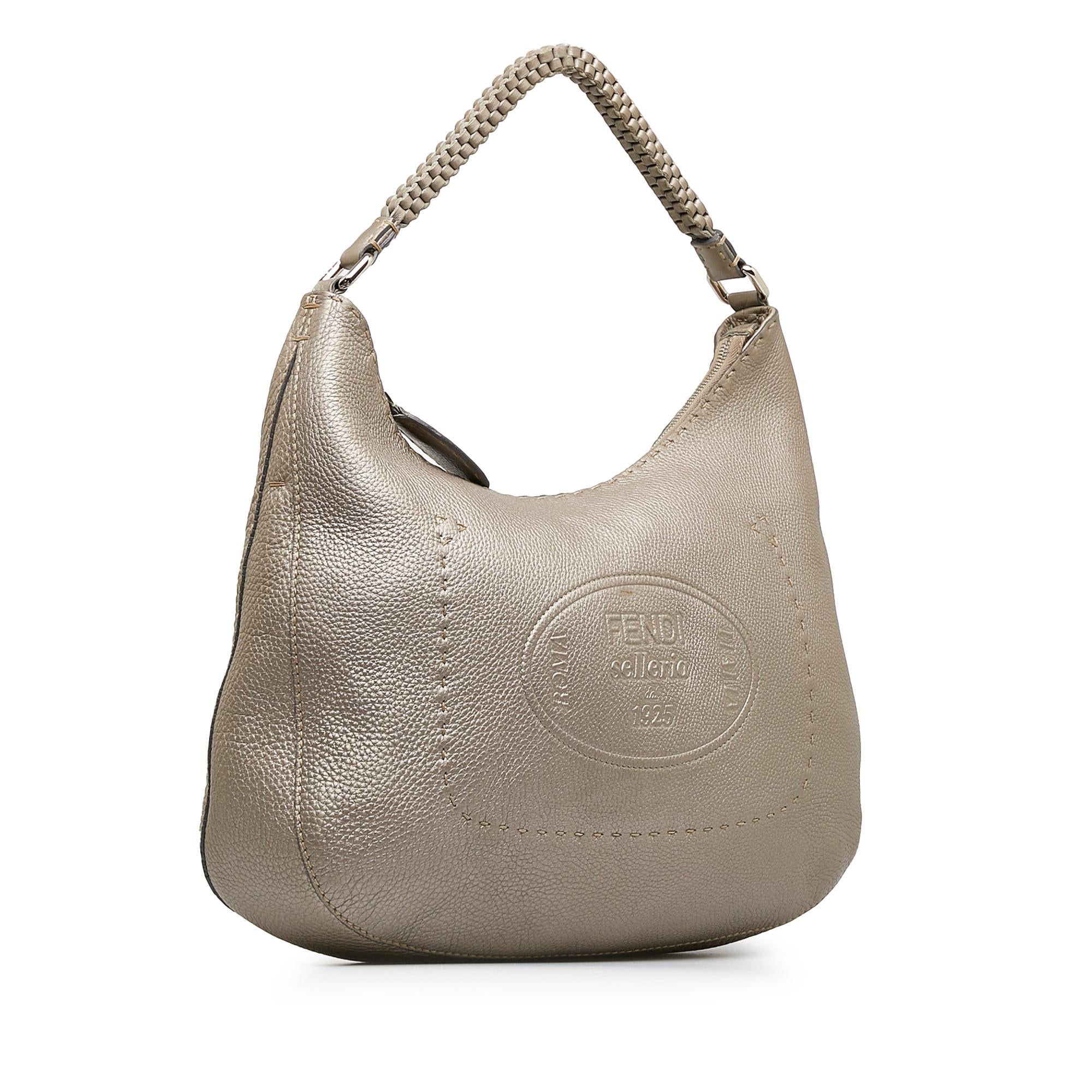 Fendi Selleria Hobo Bag (SHG-obZPMm)