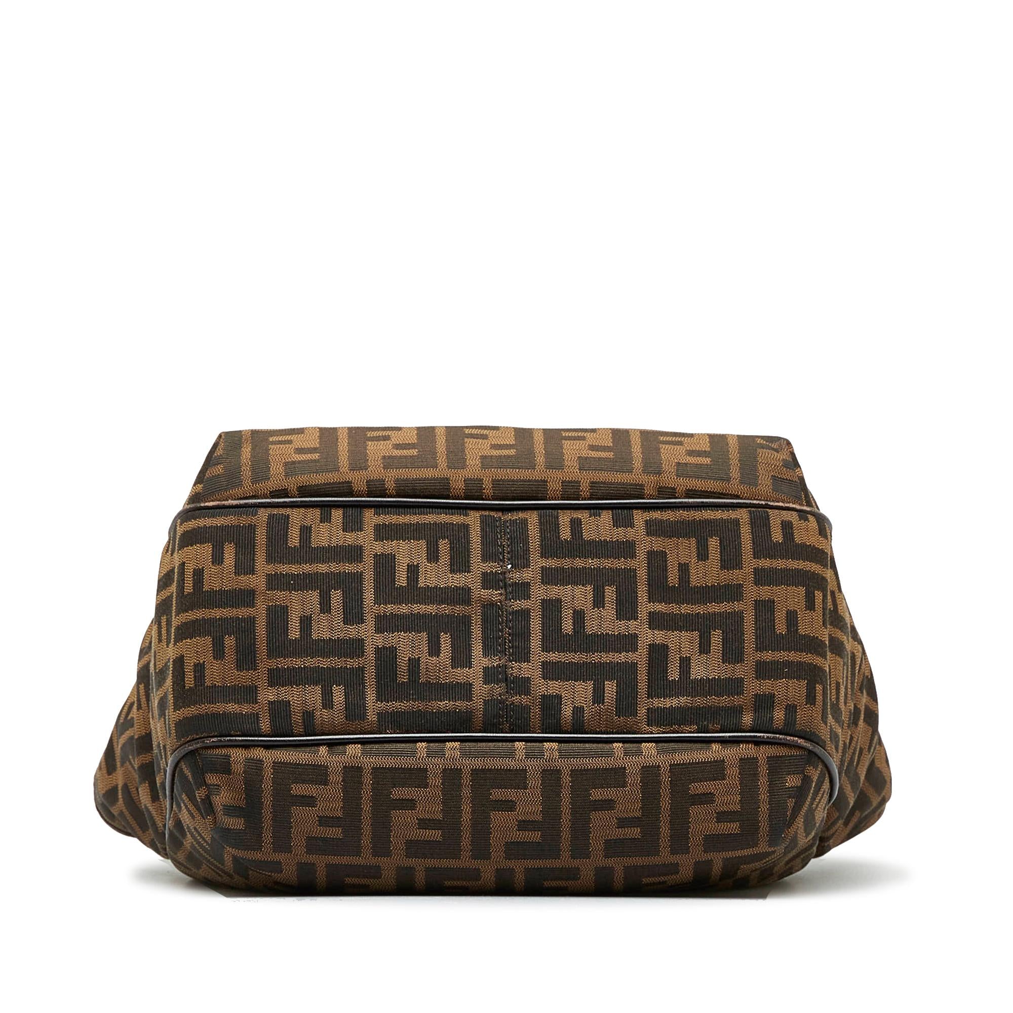 Fendi Small Zucca Chef Tote Bag (SHG-mTSrpz)